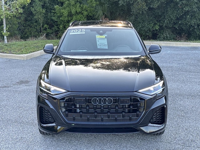 2025 Audi Q8