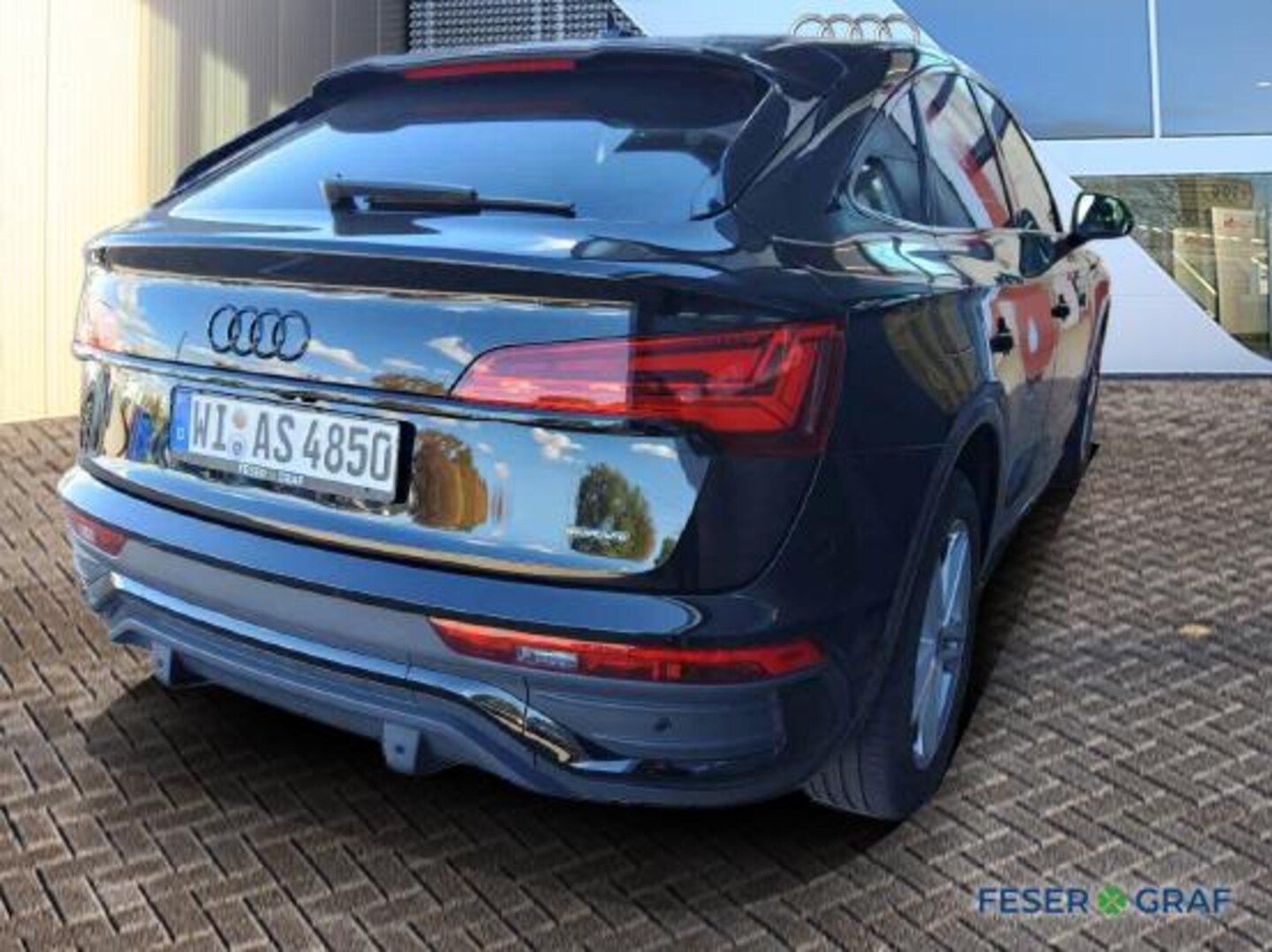 Bild über Audi Q5 Sportback 40 TDI quattro S tronic - für weitere Informationen kontaktieren Sie den Audi Partner