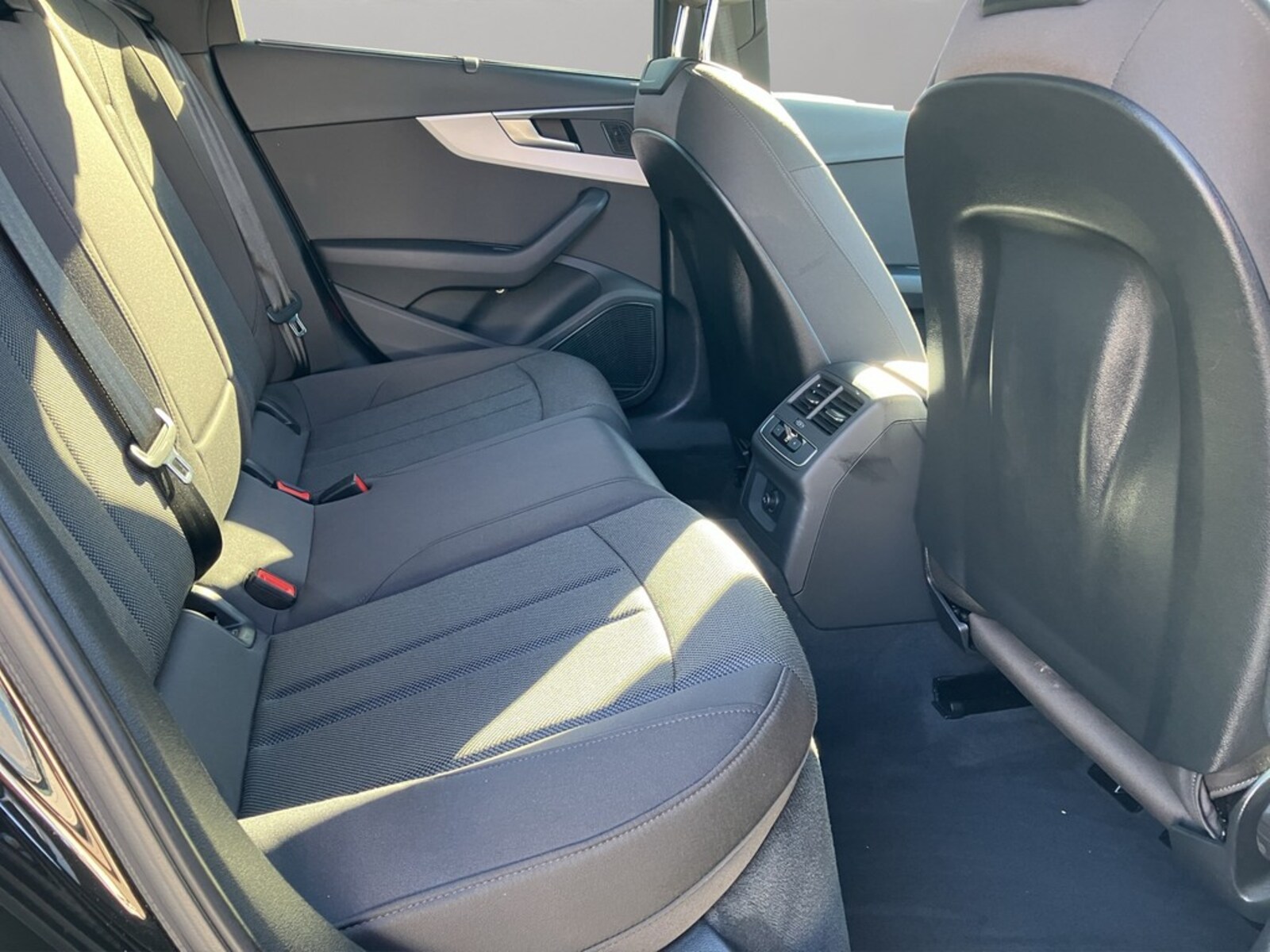 Audi A4 Avant – Bild 10