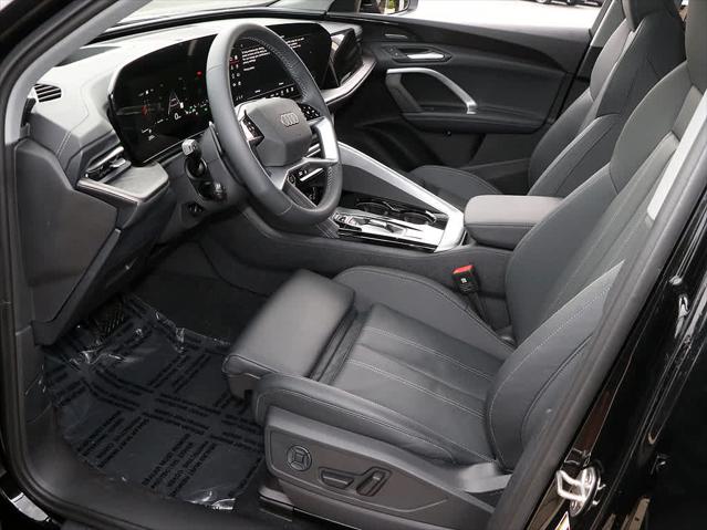 2025 AUDI Q5 - Image 12