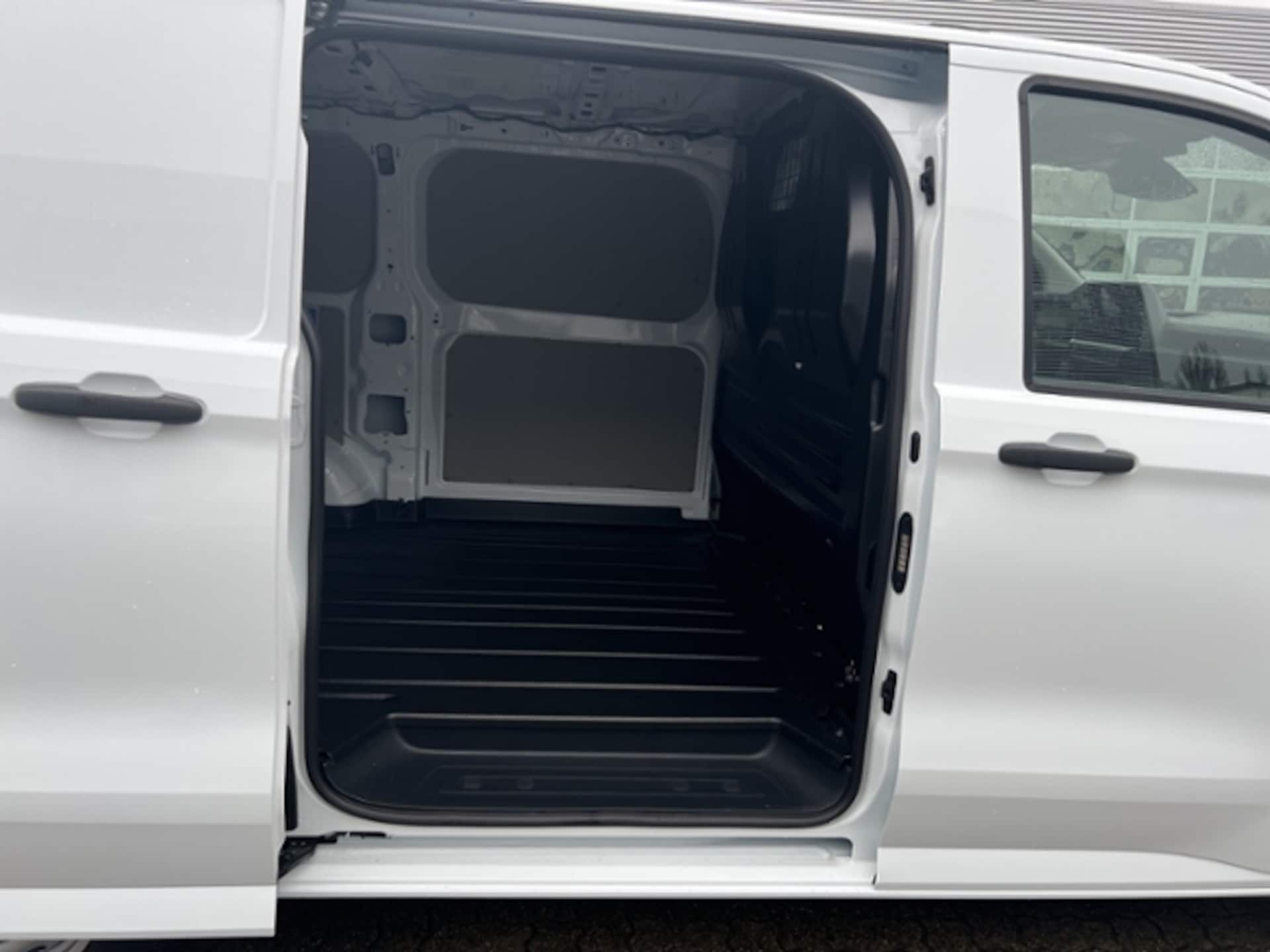 Volkswagen Transporter Kasten kurzer Radstand