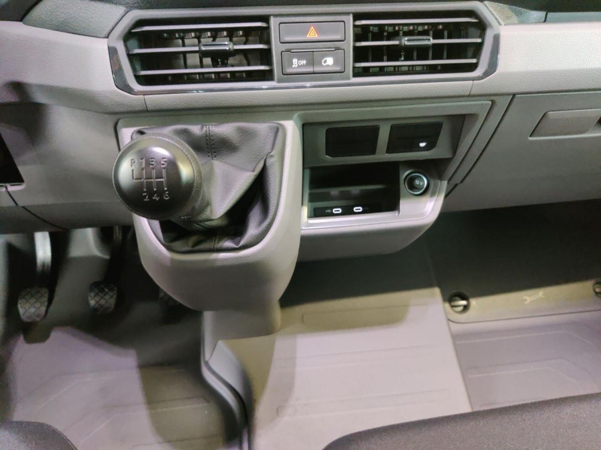 Volkswagen Crafter Kasten mittlerer Radstand