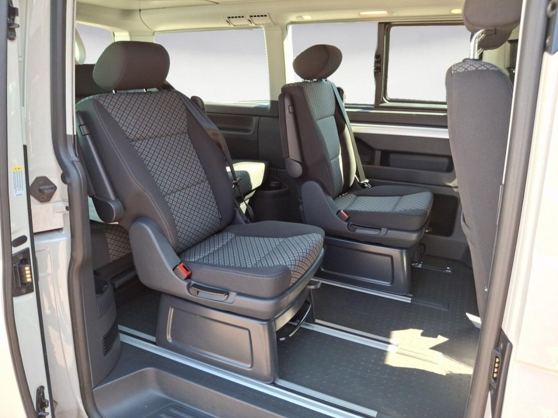 Volkswagen T6.1 California Beach