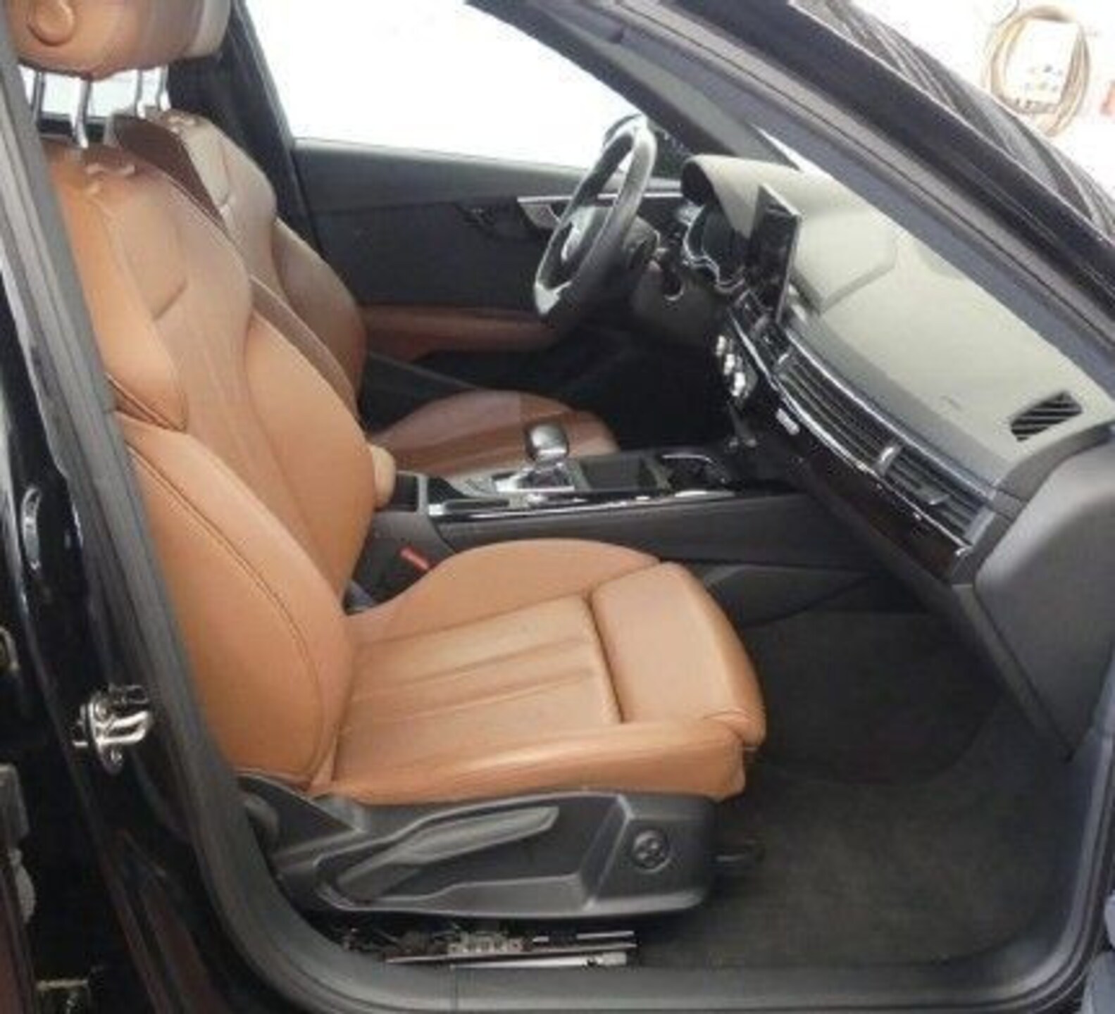 Audi A4 Avant S line