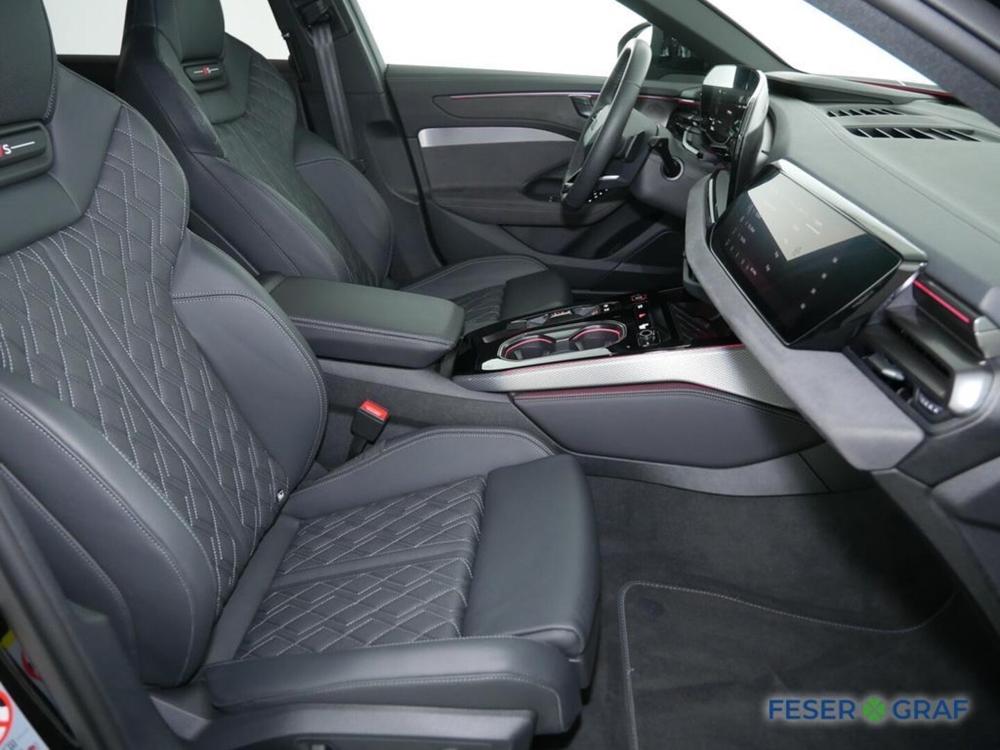 Bild über Audi A6 Avant TDI quattro 150 kW S tronic - für weitere Informationen kontaktieren Sie den Audi Partner