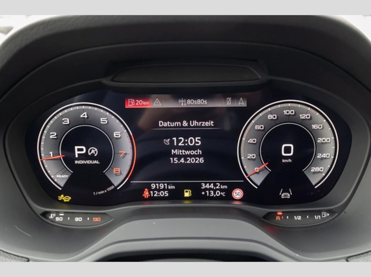 Bild über Audi Q2 advanced 40 TFSI quattro S tronic - für weitere Informationen kontaktieren Sie den Audi Partner