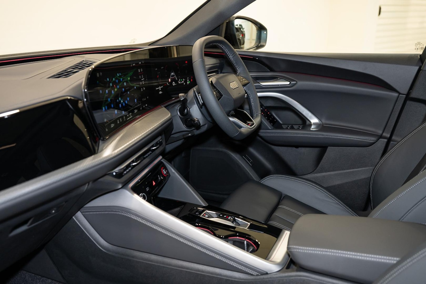 Image about Audi SQ5 SUV TFSI 270 kW edition one
