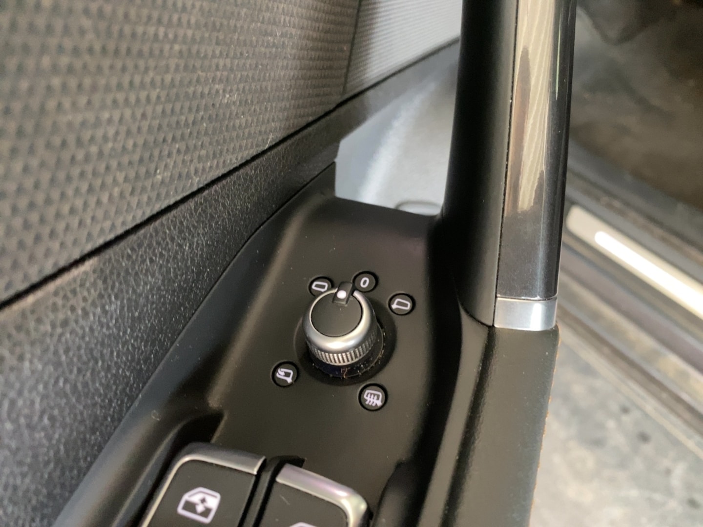Bild über Audi Q2 S line 40 TFSI quattro S tronic - für weitere Informationen kontaktieren Sie den Audi Partner