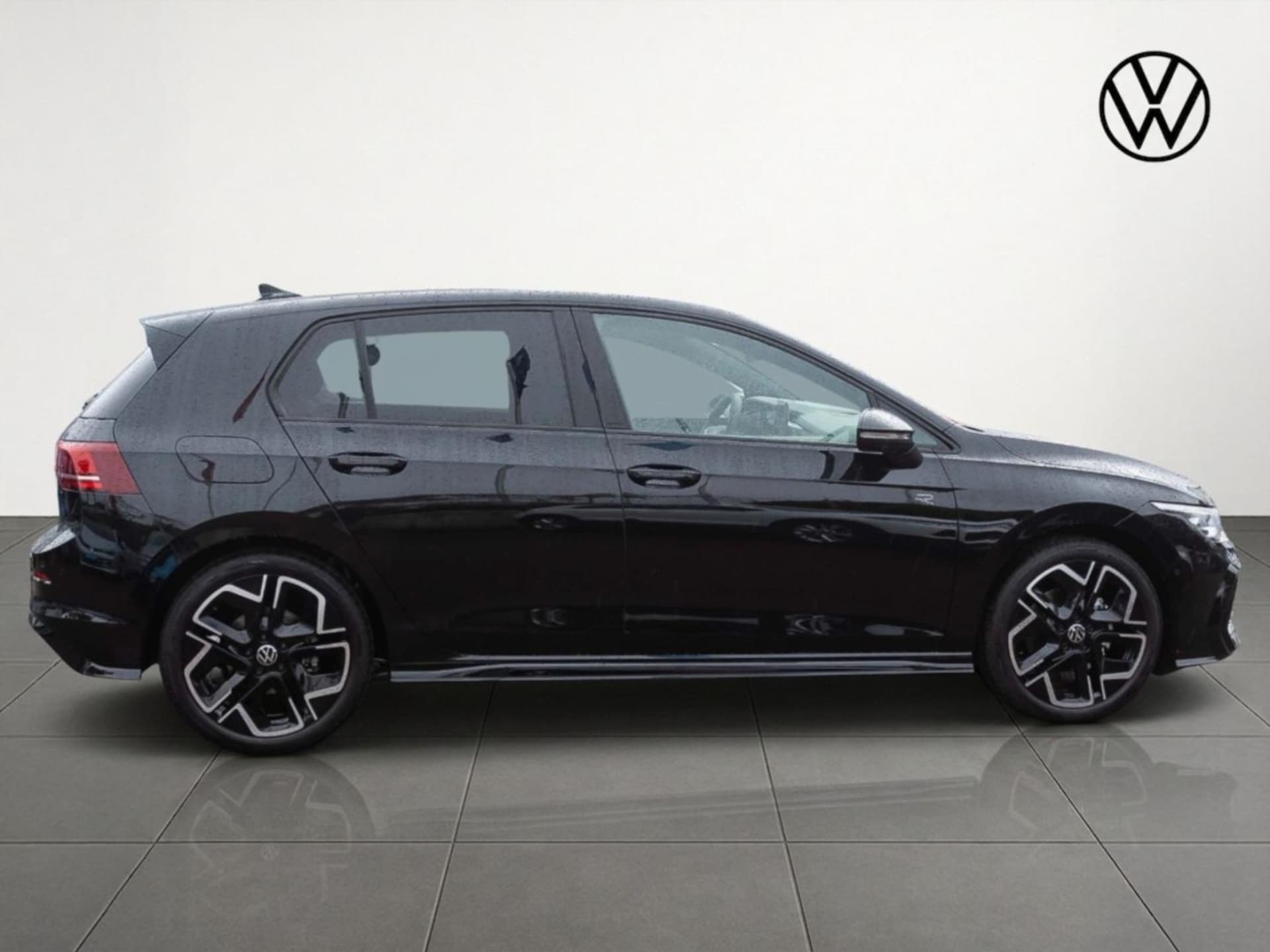 Volkswagen Golf R-Line