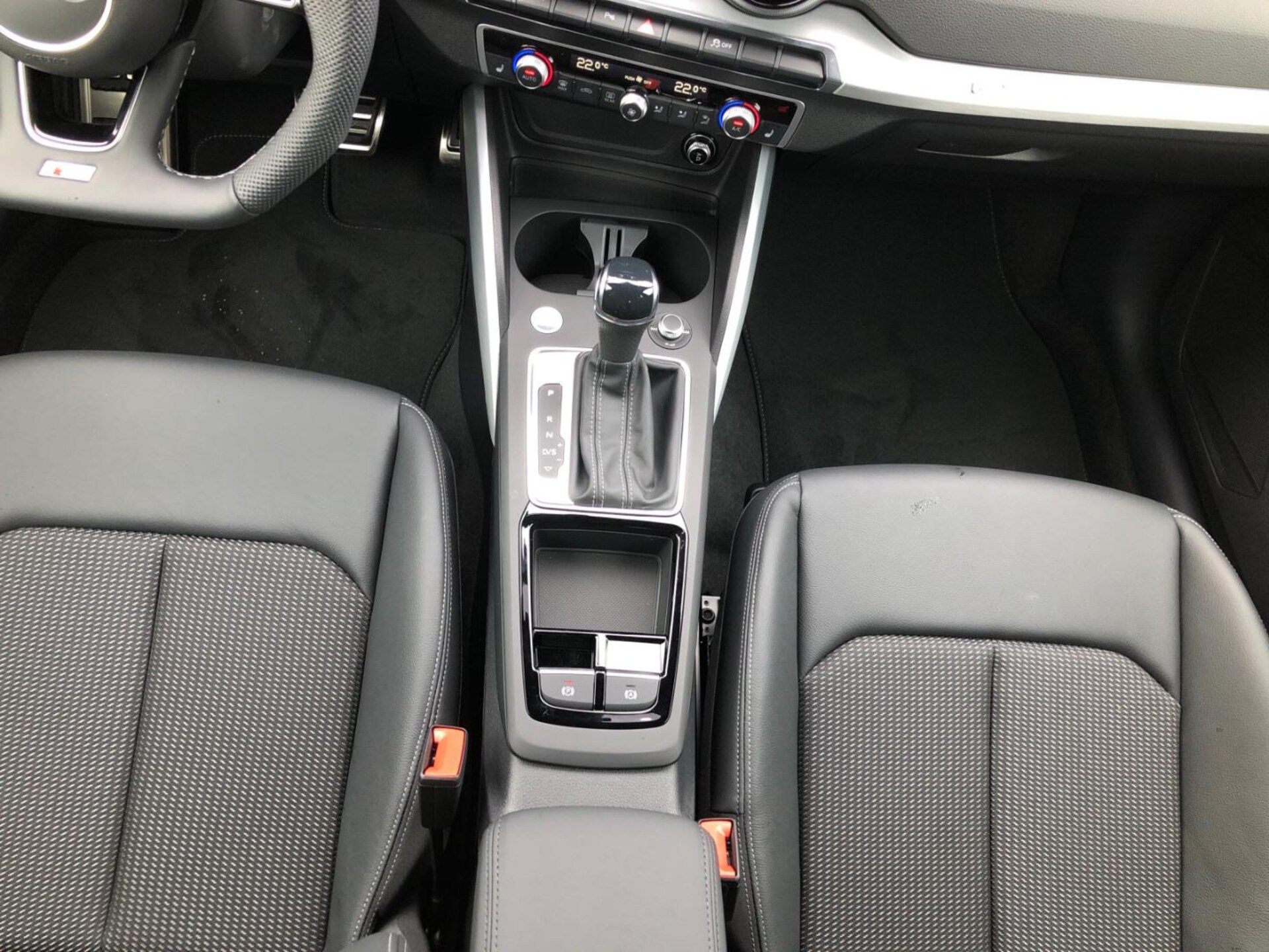 Audi Q2 S line