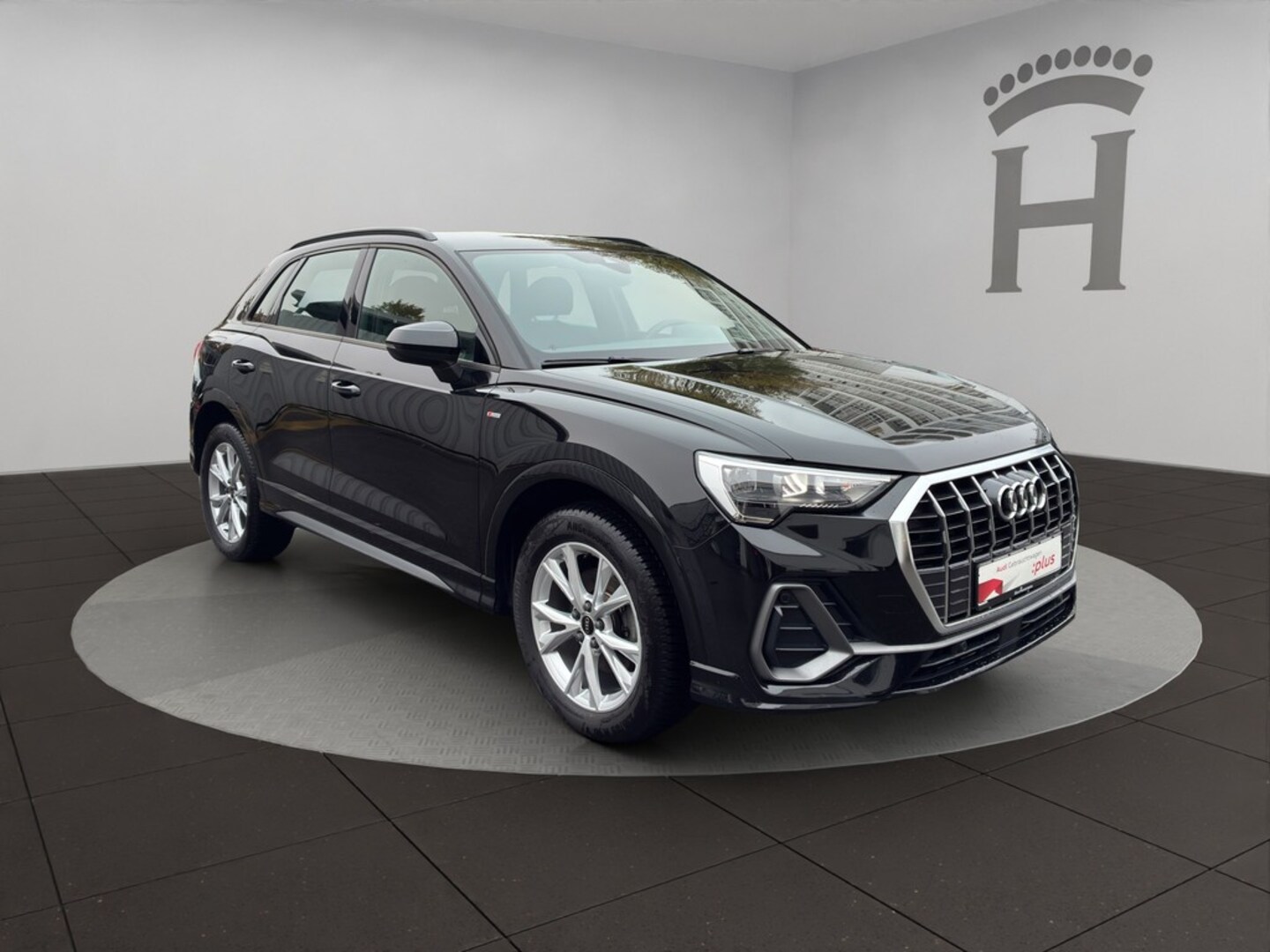 Bild über Audi Q3 S line 35 TDI S tronic - für weitere Informationen kontaktieren Sie den Audi Partner