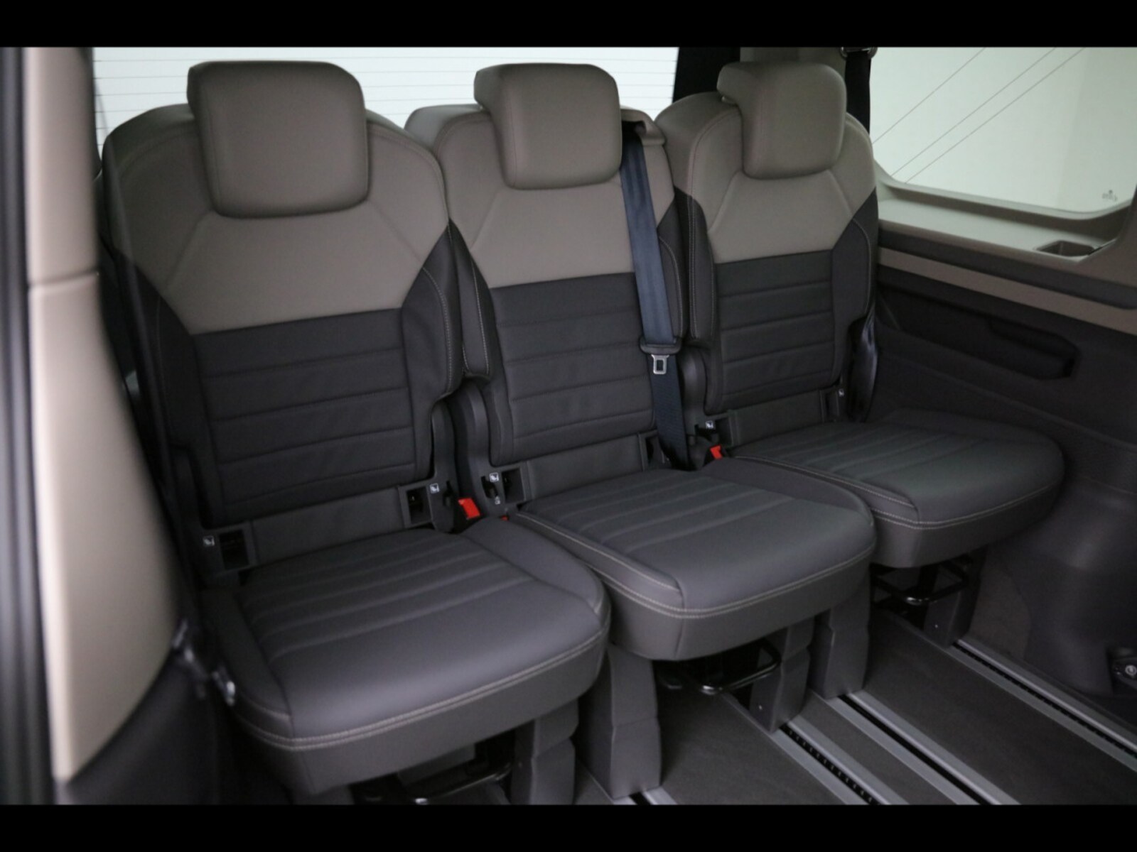 Volkswagen Multivan – Bild 8
