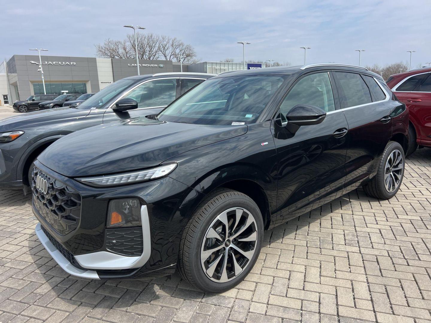 2026 Audi Q3 S line quattro's photo