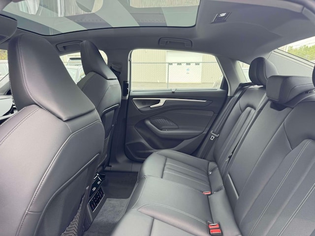 2026 Audi A6 Premium Plus - Photo 28