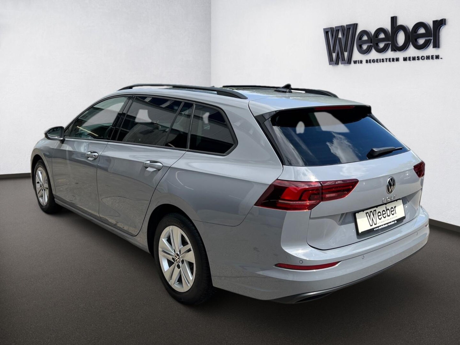 Volkswagen Golf Variant Life