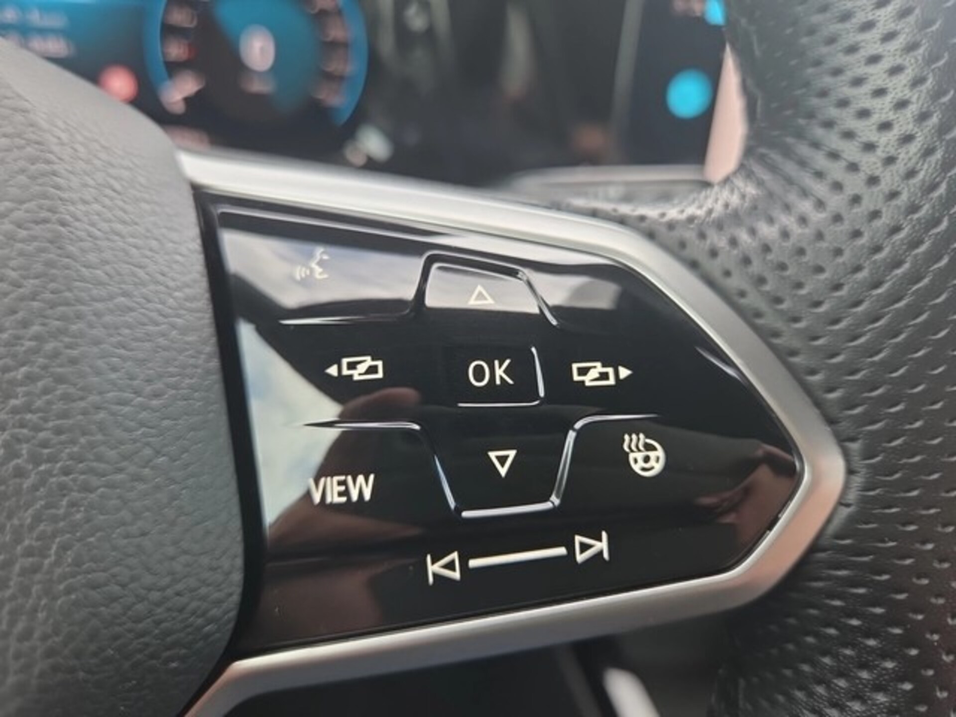 Volkswagen Golf Variant R-Line