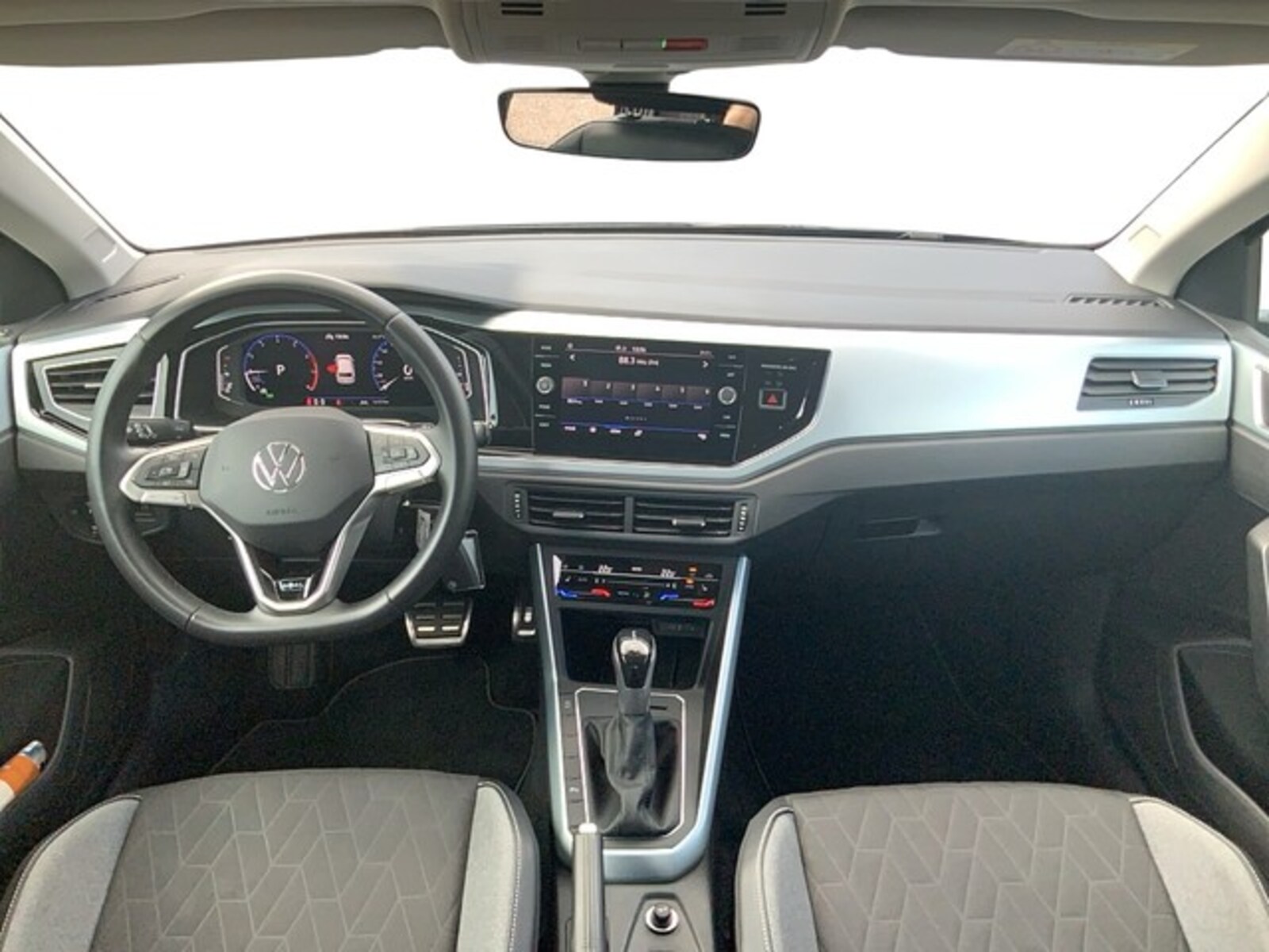 Volkswagen Polo – Bild 10