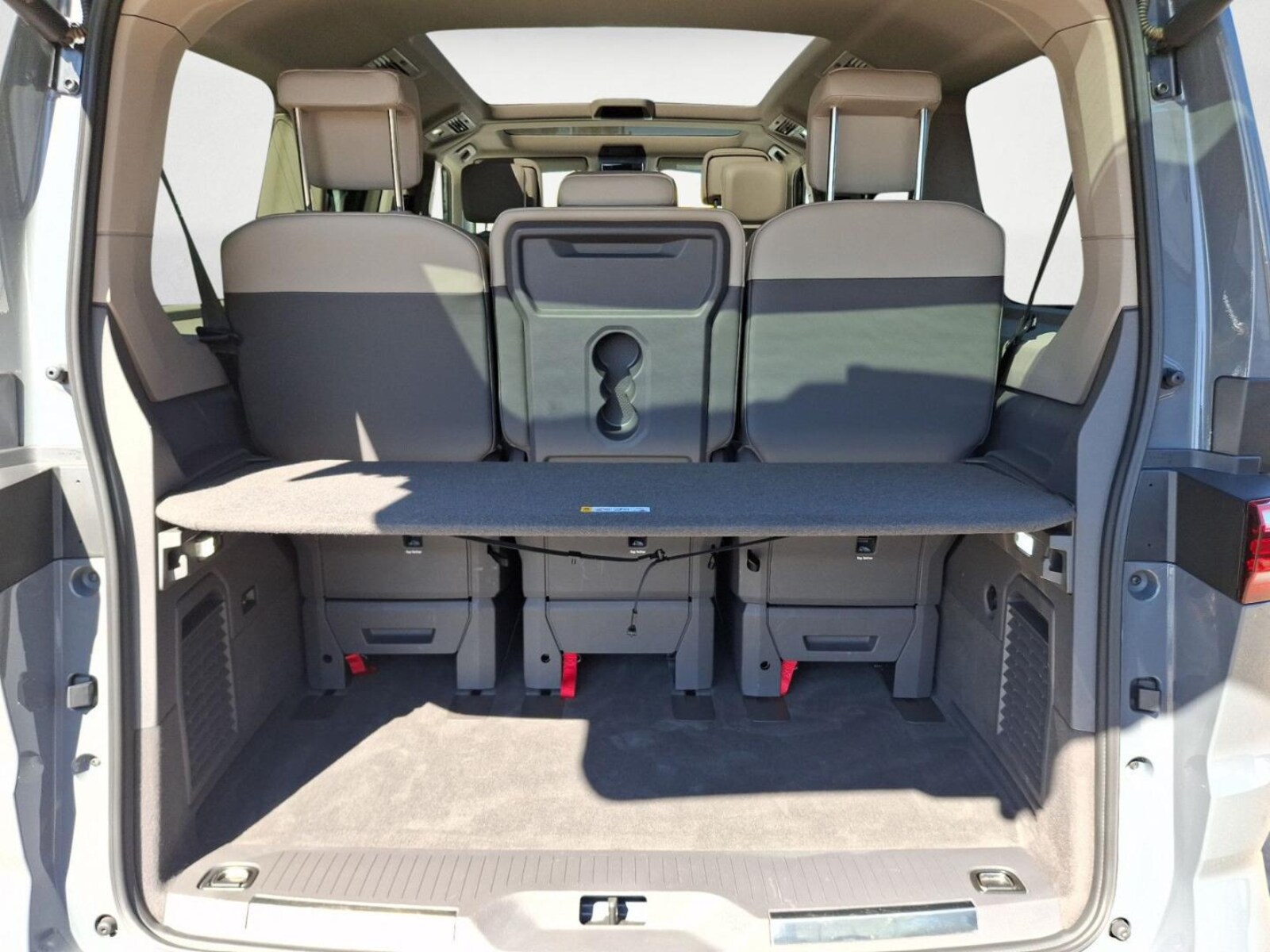 Volkswagen Multivan Langversion – Bild 15