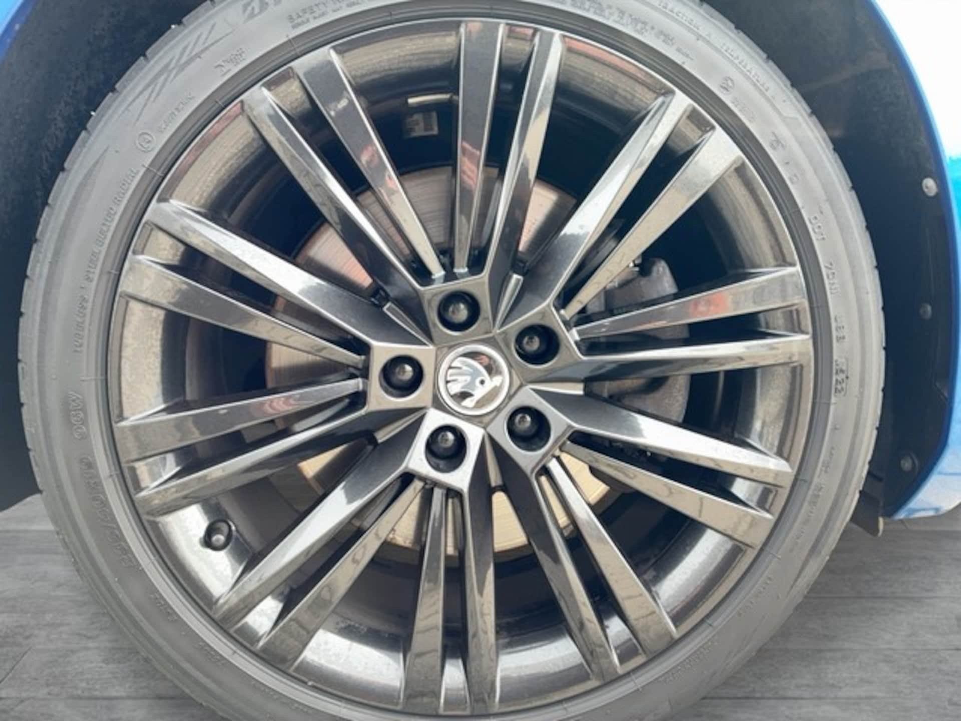 Skoda Superb Combi Laurin & Klement