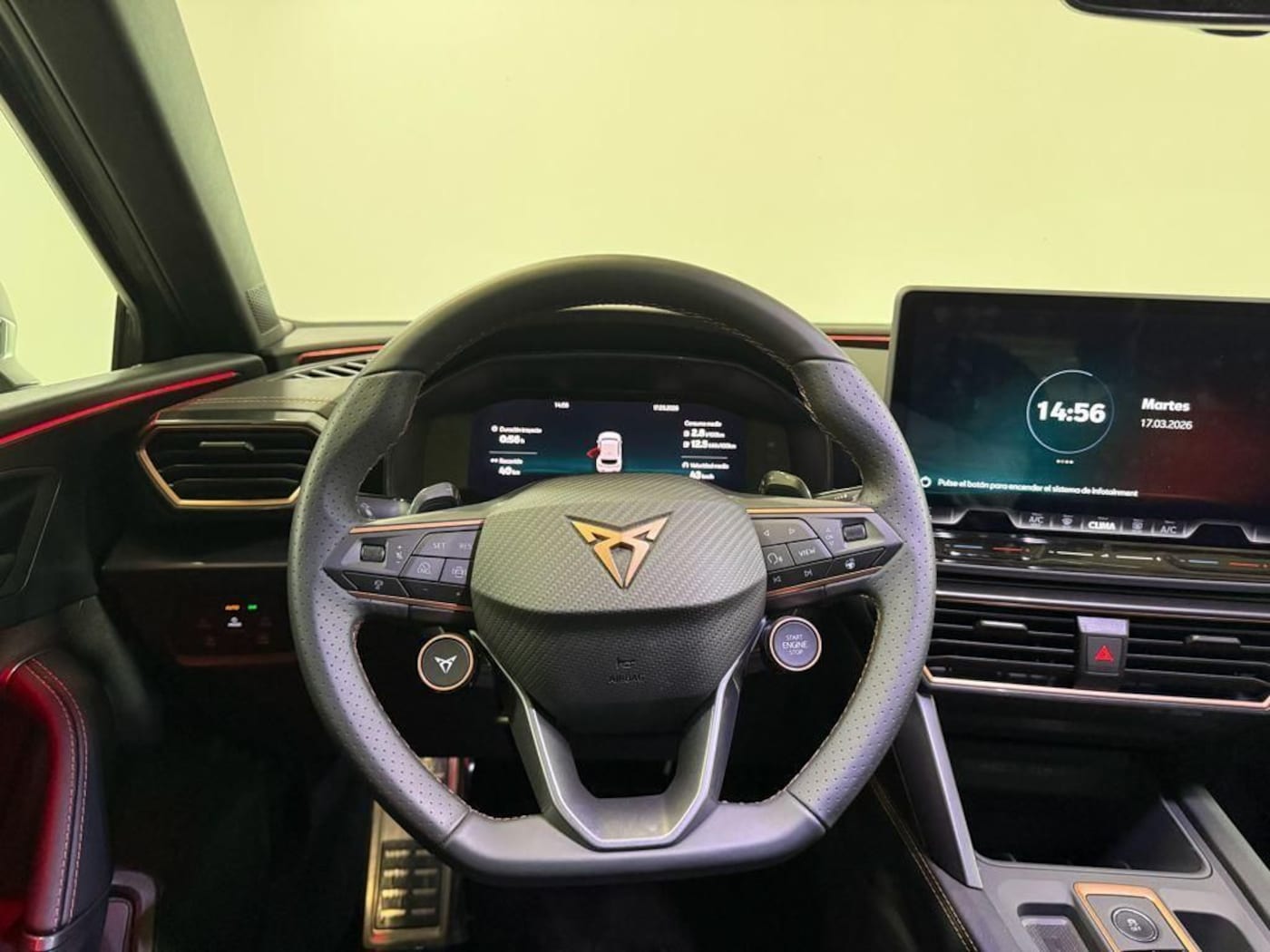 CUPRA Leon León 1.5 TSI e-Hybrid DSG 150 kW (204 CV) — photo 9
