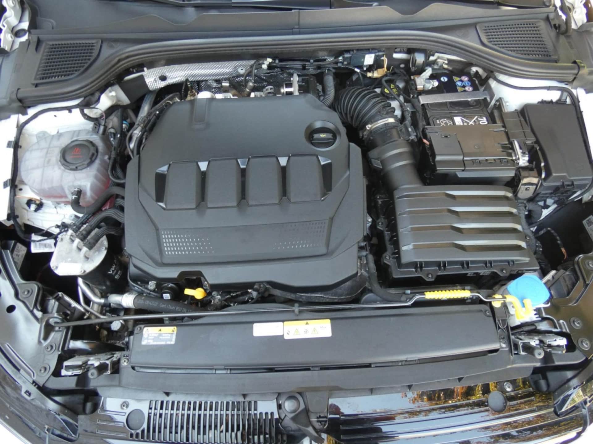 Volkswagen Golf Variant Life