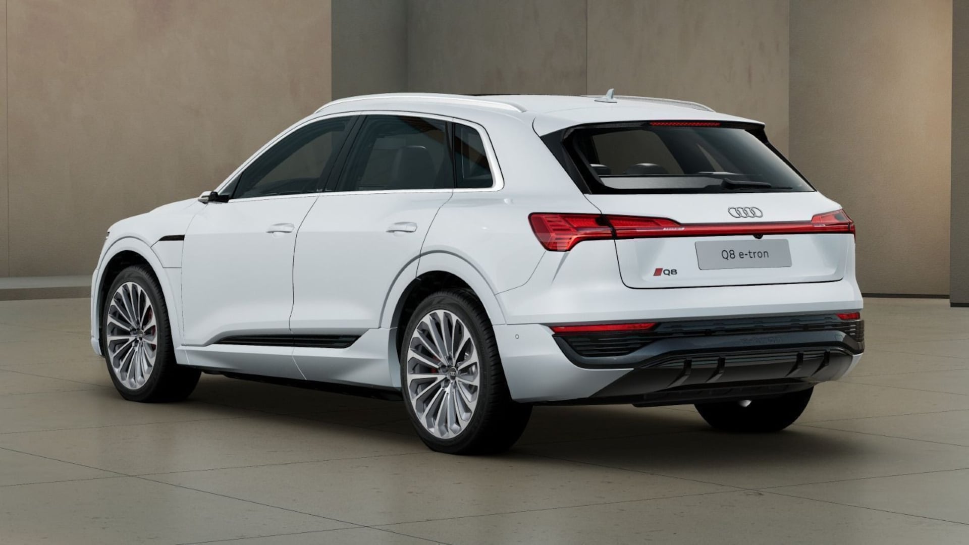 Audi Q8 e-tron S line