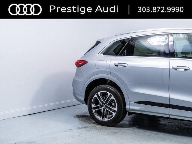 2025 Audi Q5 Premium - Photo 12