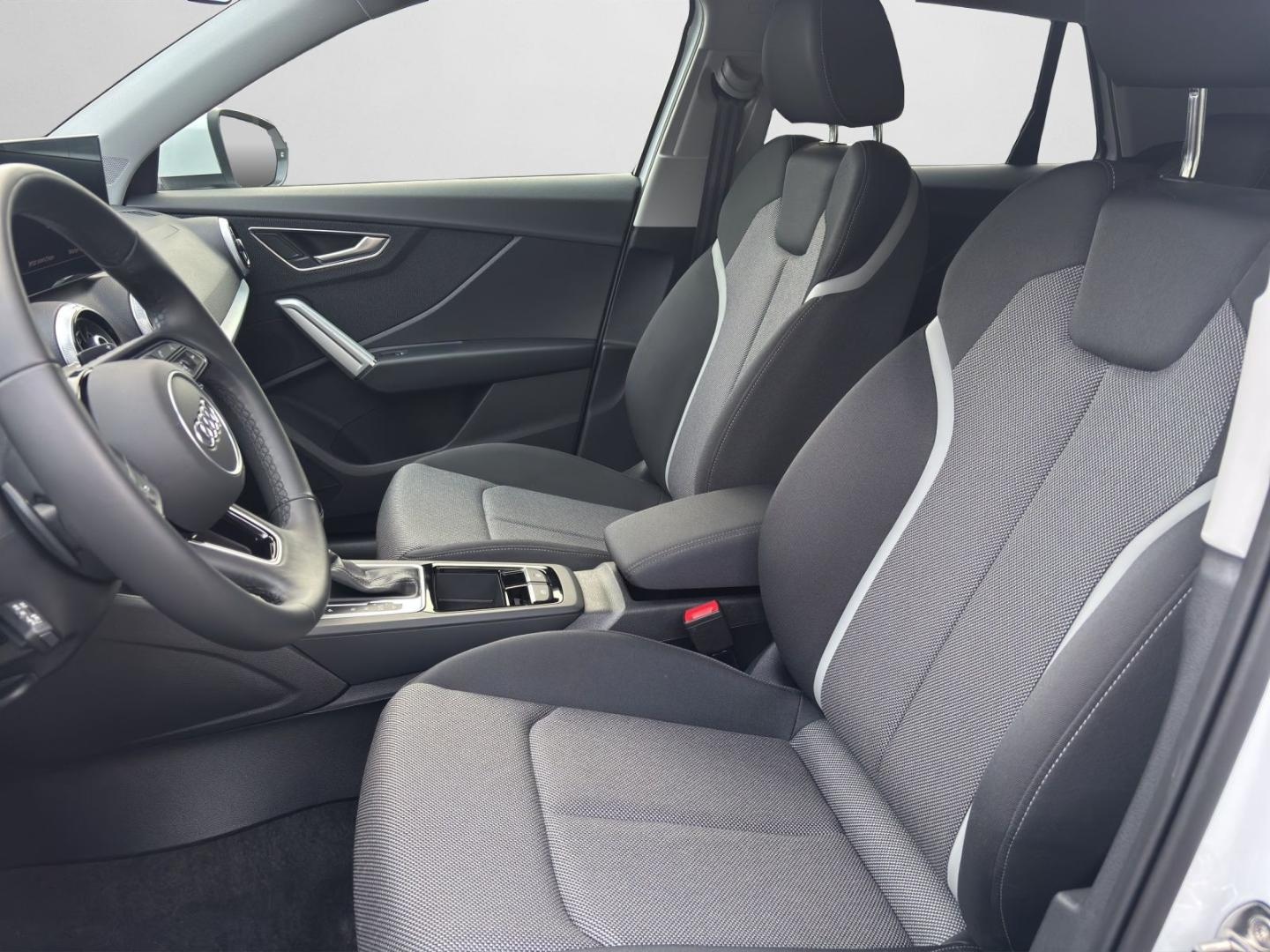 Bild über Audi Q2 advanced 35 TFSI S tronic - für weitere Informationen kontaktieren Sie den Audi Partner