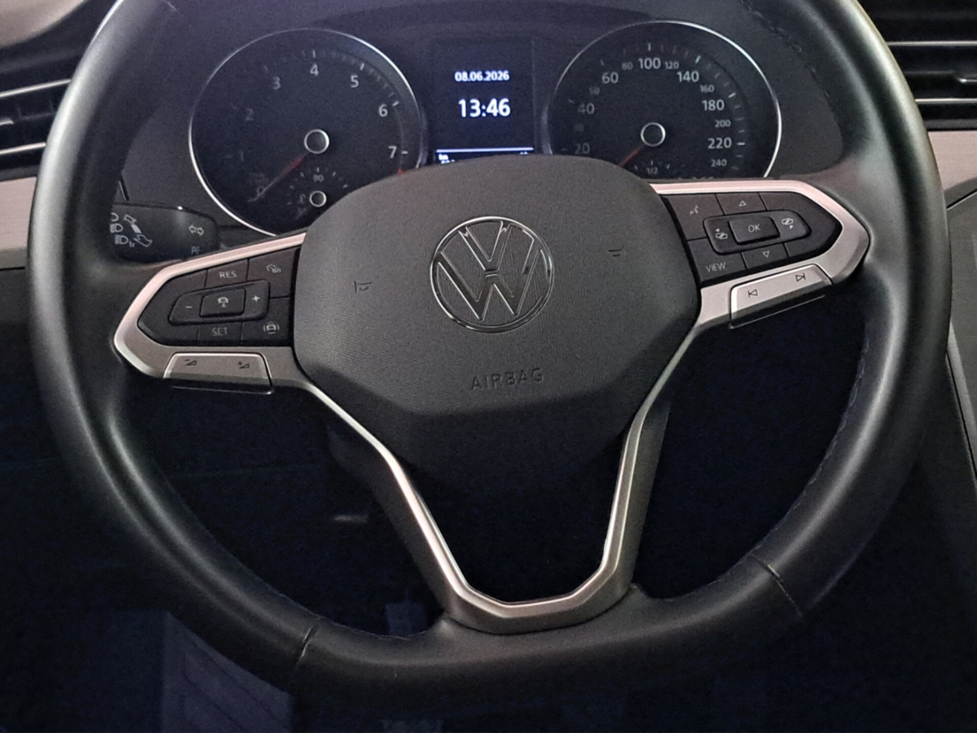 Volkswagen Passat Variant Basis-Modell