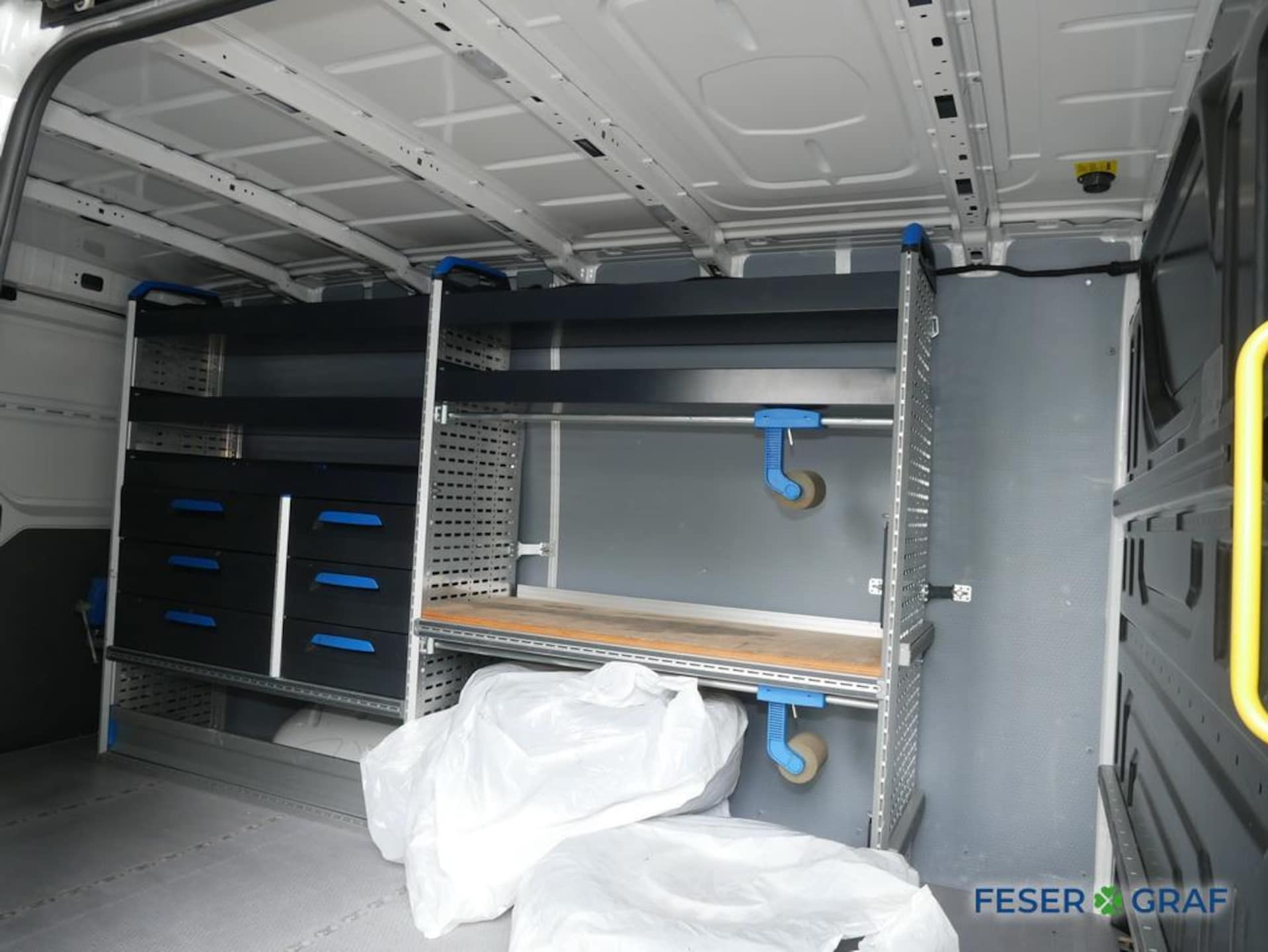 Volkswagen Crafter Kasten mittlerer Radstand