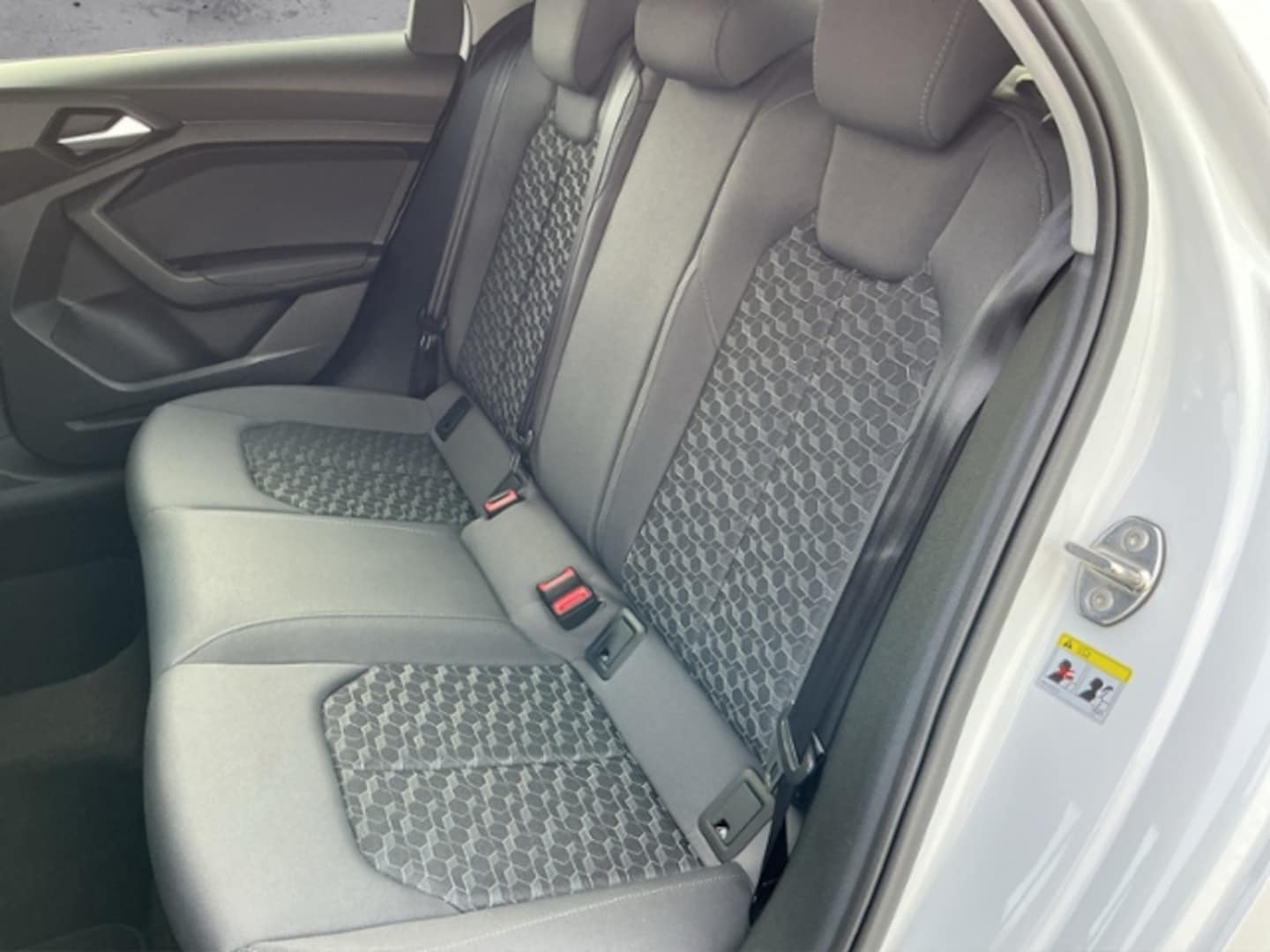 Bild über Audi A1 Sportback advanced 30 TFSI S tronic - für weitere Informationen kontaktieren Sie den Audi Partner