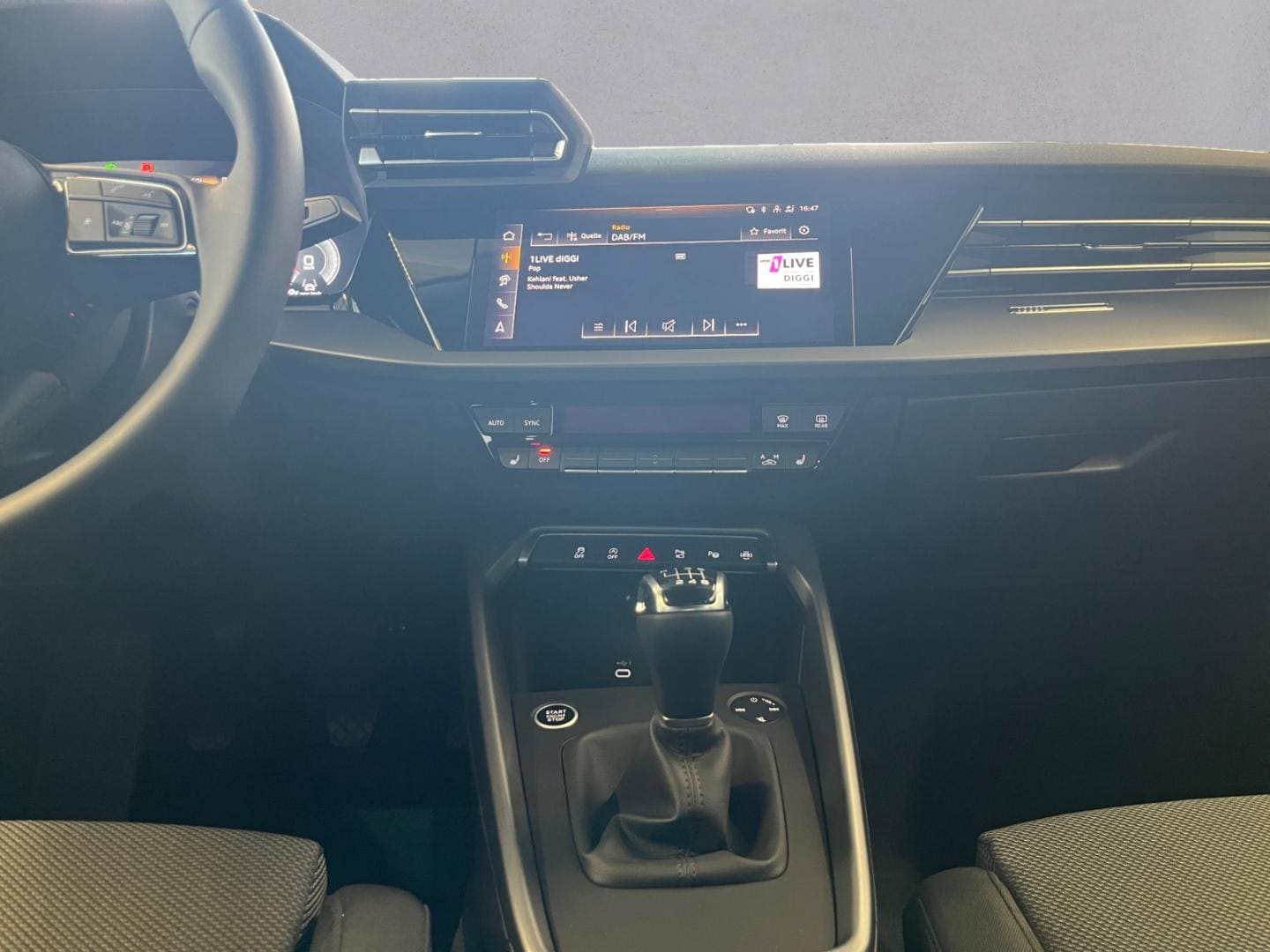 Bild über Audi A3 Sportback TFSI Schaltgetriebe - für weitere Informationen kontaktieren Sie den Audi Partner