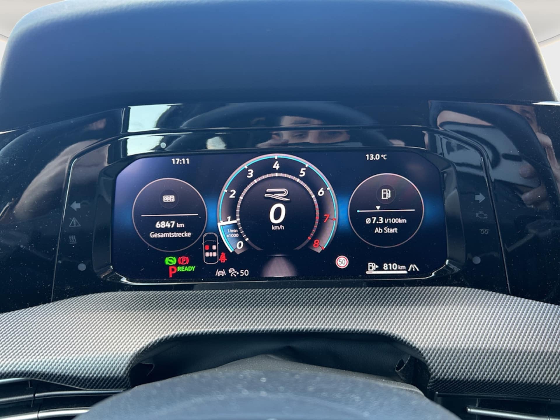 Volkswagen Golf R-Line