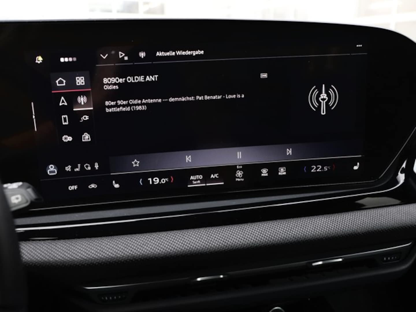 Bild über Audi A5 Avant e-hybrid e-hybrid quattro 220 kW S tronic - für weitere Informationen kontaktieren Sie den Audi Partner