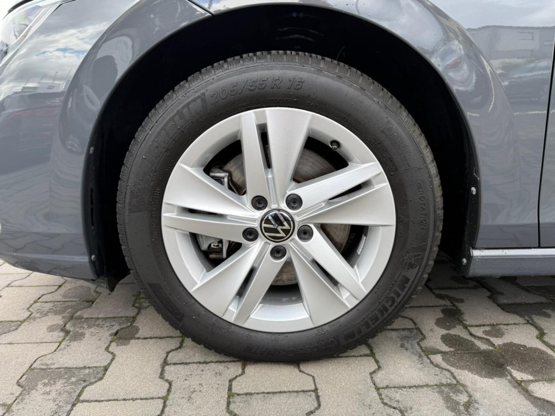 Volkswagen Golf Variant Life