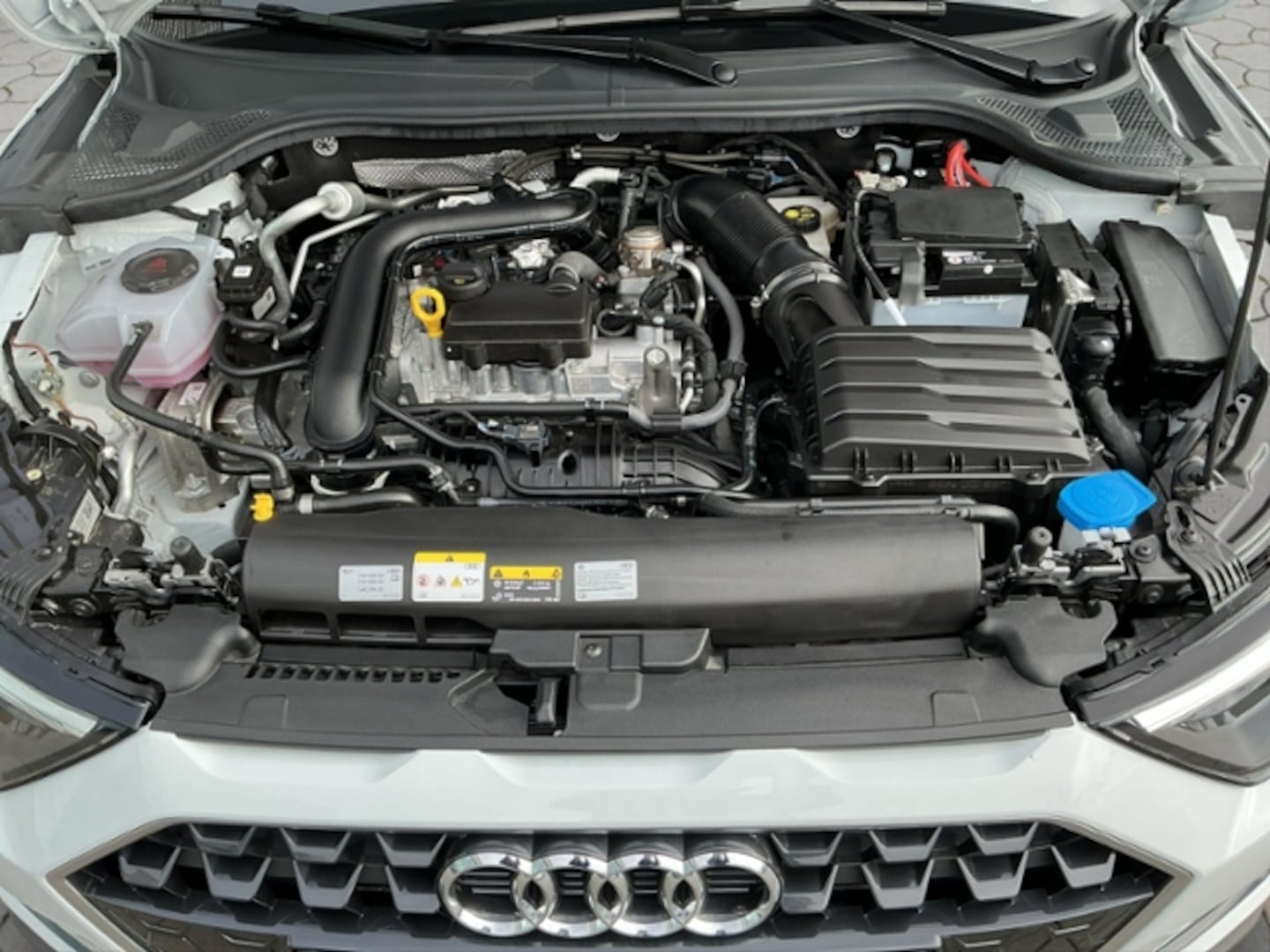 Bild über Audi A1 Sportback advanced 30 TFSI S tronic - für weitere Informationen kontaktieren Sie den Audi Partner