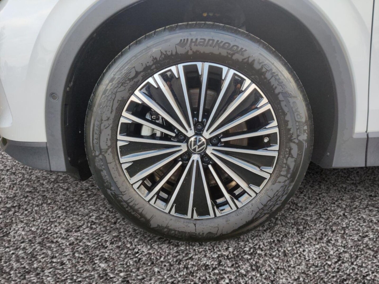 Volkswagen Tiguan – Bild 11