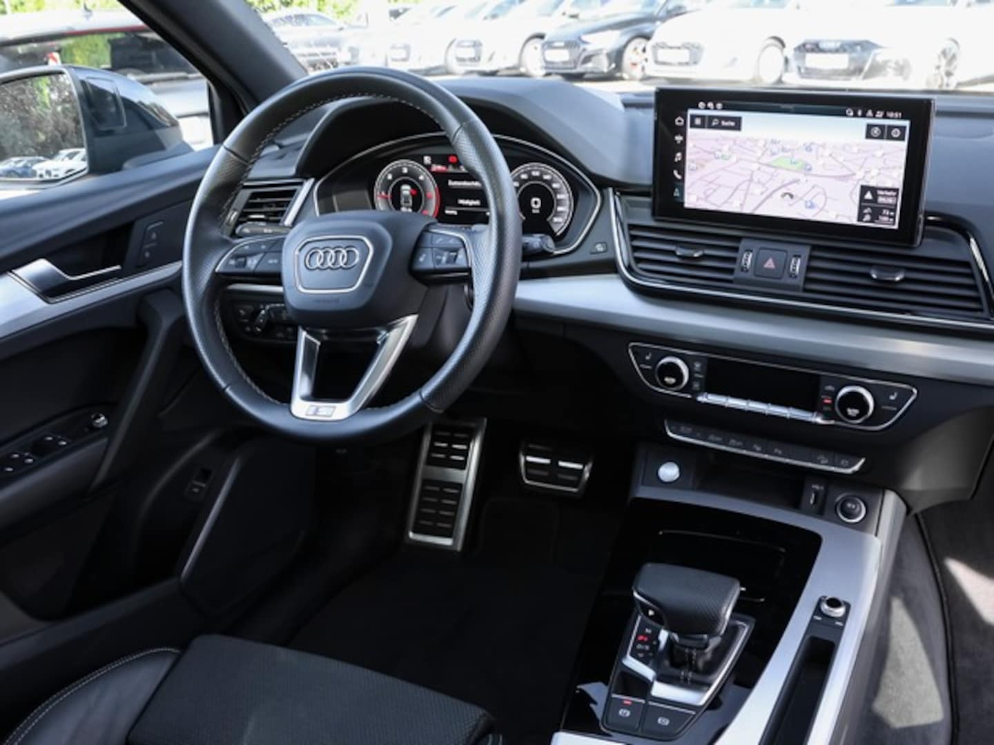 Bild über Audi Q5 Sportback 40 TDI quattro S tronic - für weitere Informationen kontaktieren Sie den Audi Partner