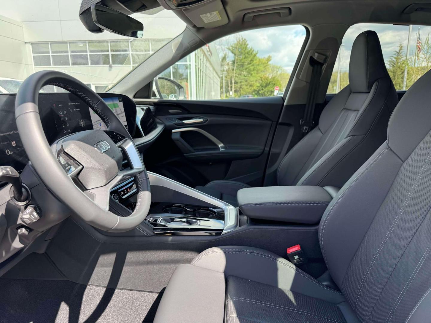 2025 Audi Q5 Premium Plus - Photo 9
