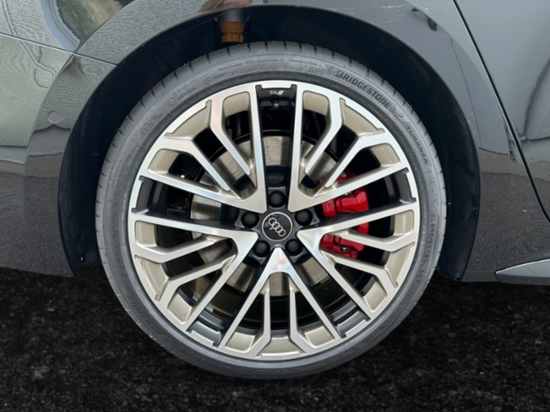 Audi A5 Avant e-hybrid edition one