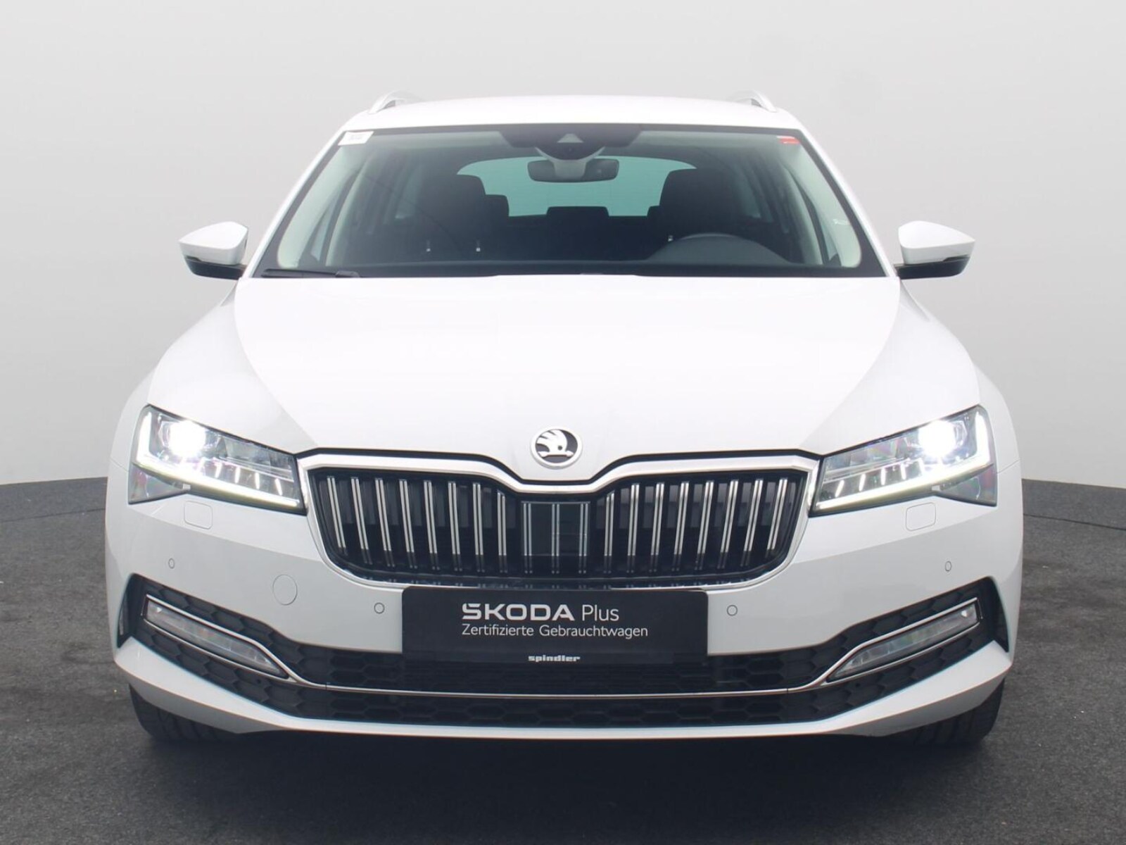 Škoda Superb Combi – Bild 3