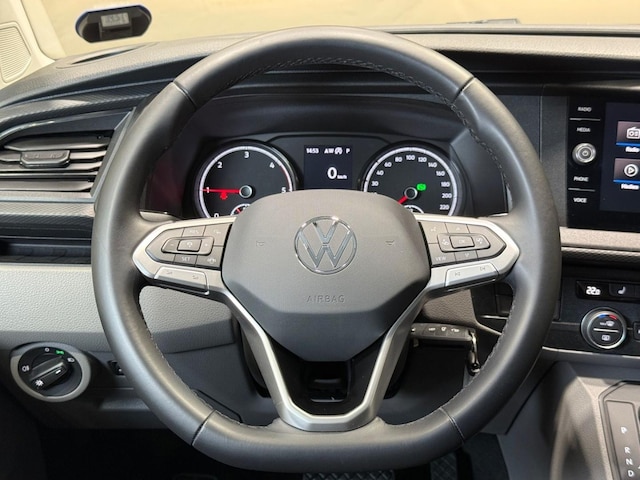 Volkswagen T6.1 Caravelle larger