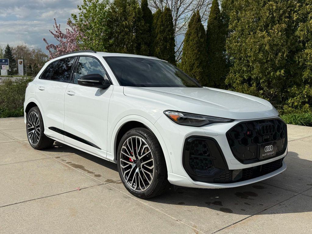 2026 Audi SQ5 Premium Plus quattro's photo