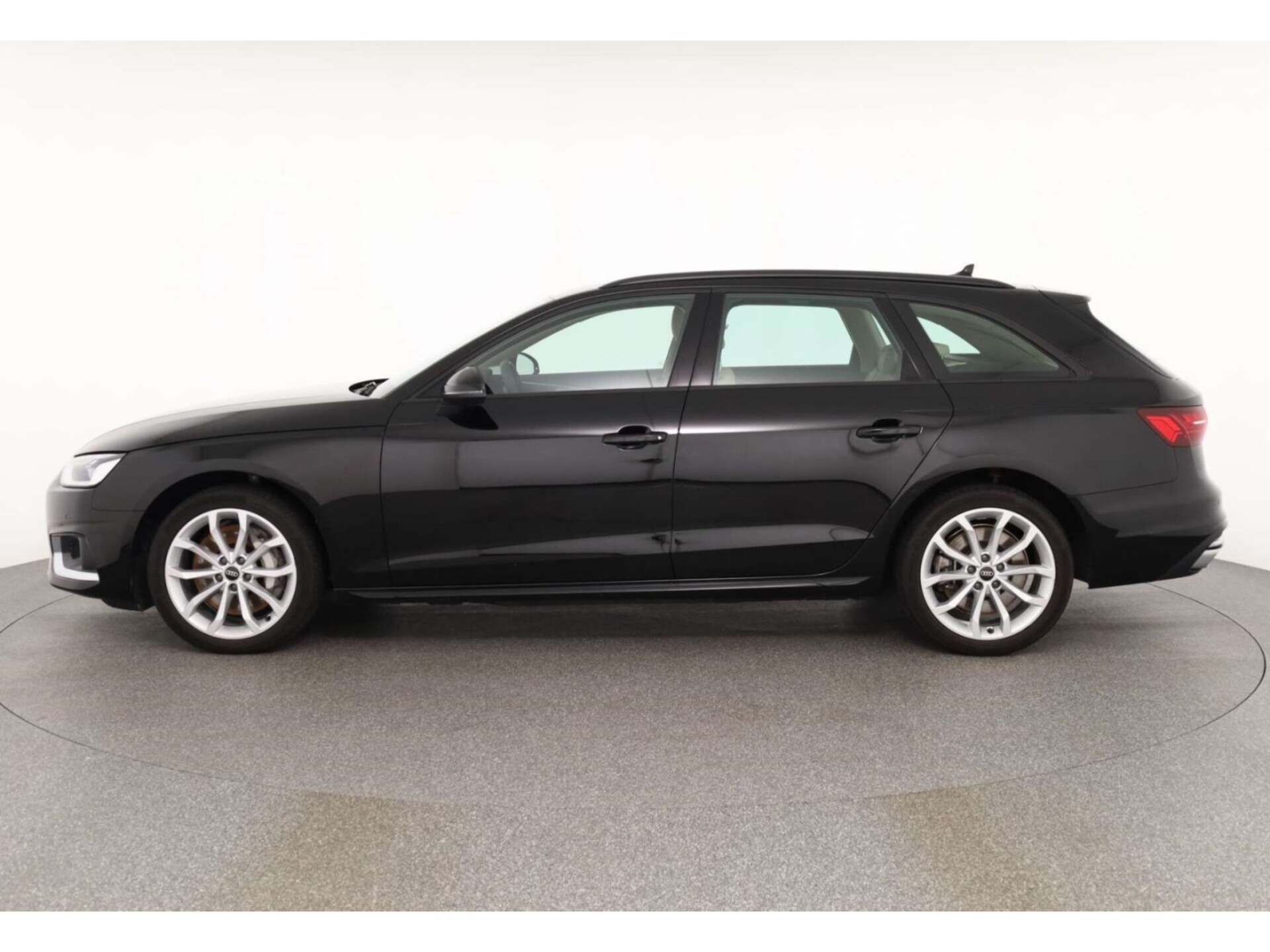 Audi A4 Avant Advanced