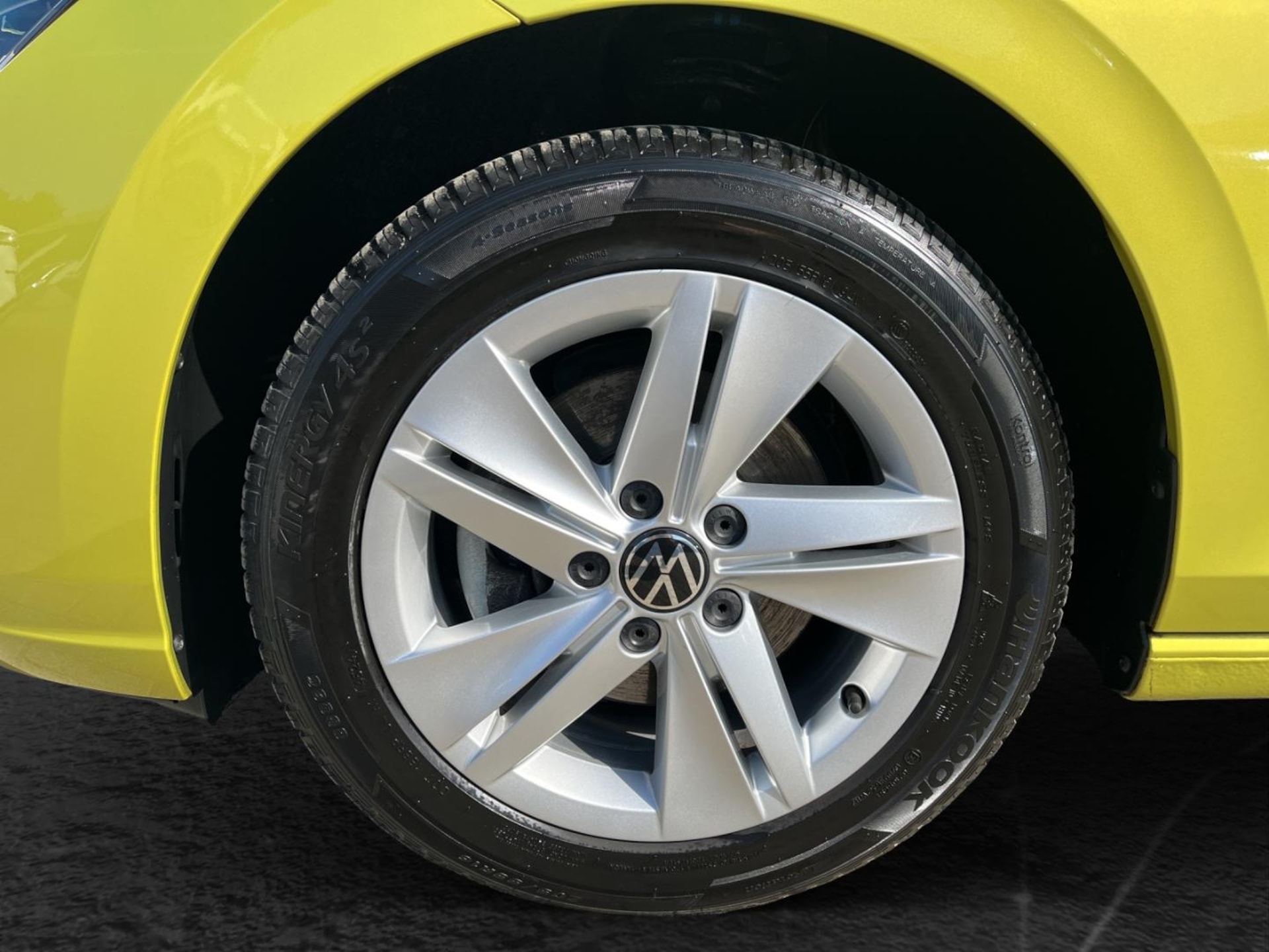 Volkswagen Golf Life