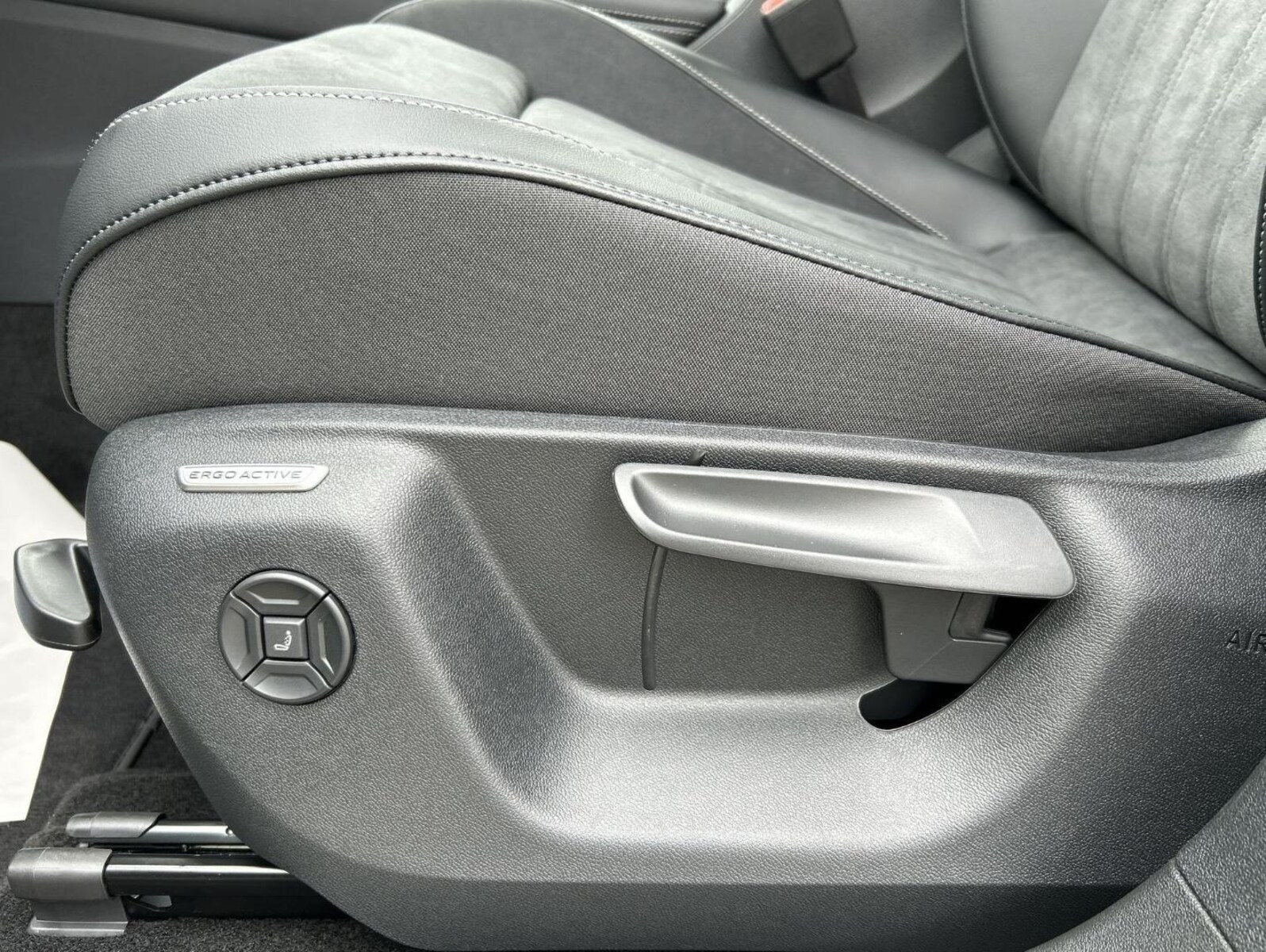 Volkswagen Tiguan – Bild 17