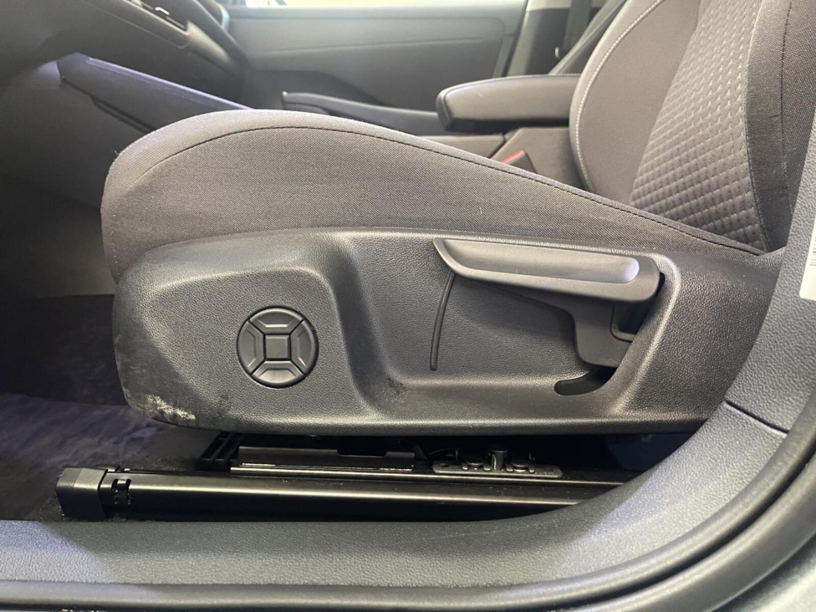 Volkswagen T-Roc – Bild 10