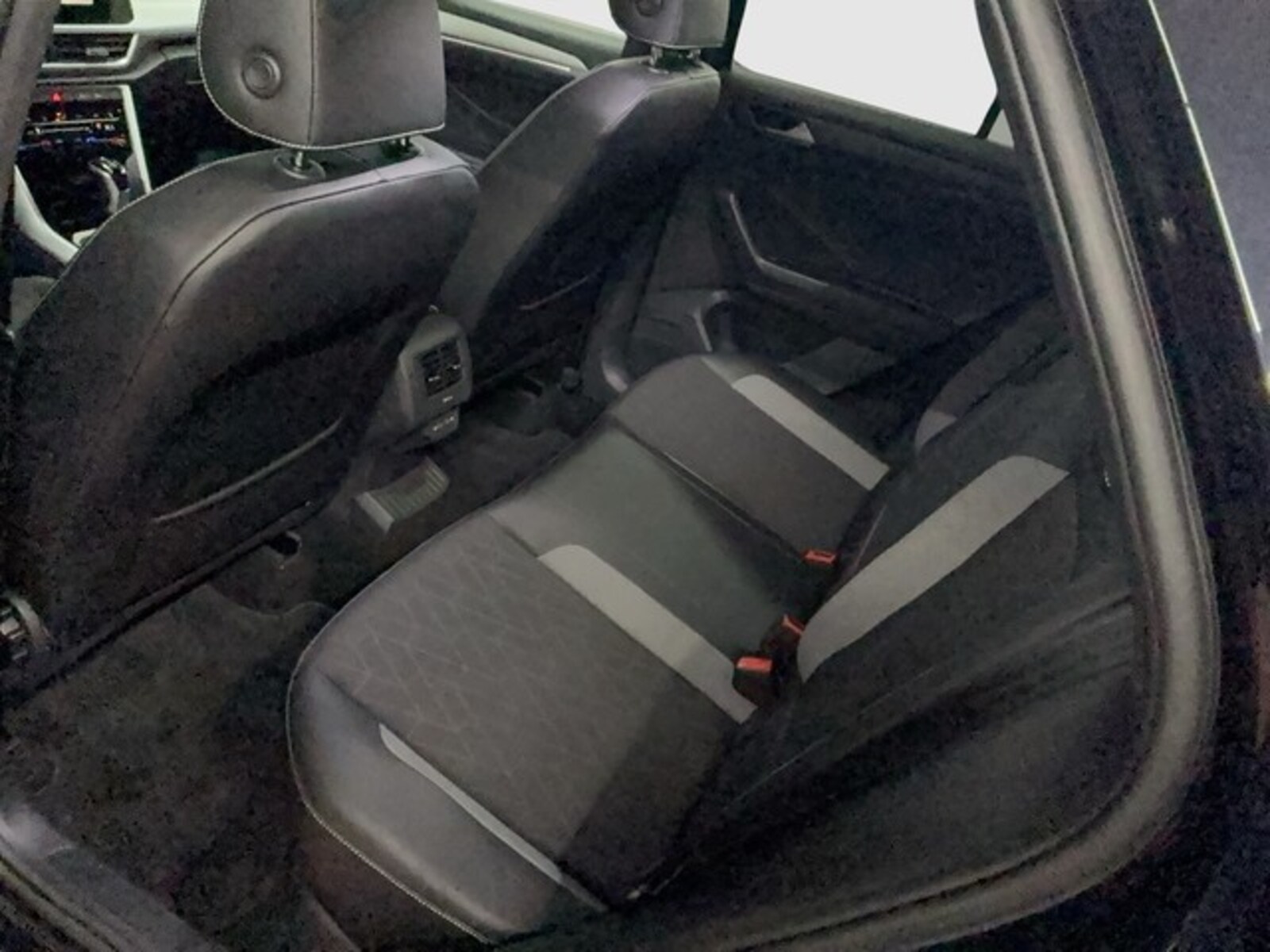 Volkswagen T-Roc – Bild 11