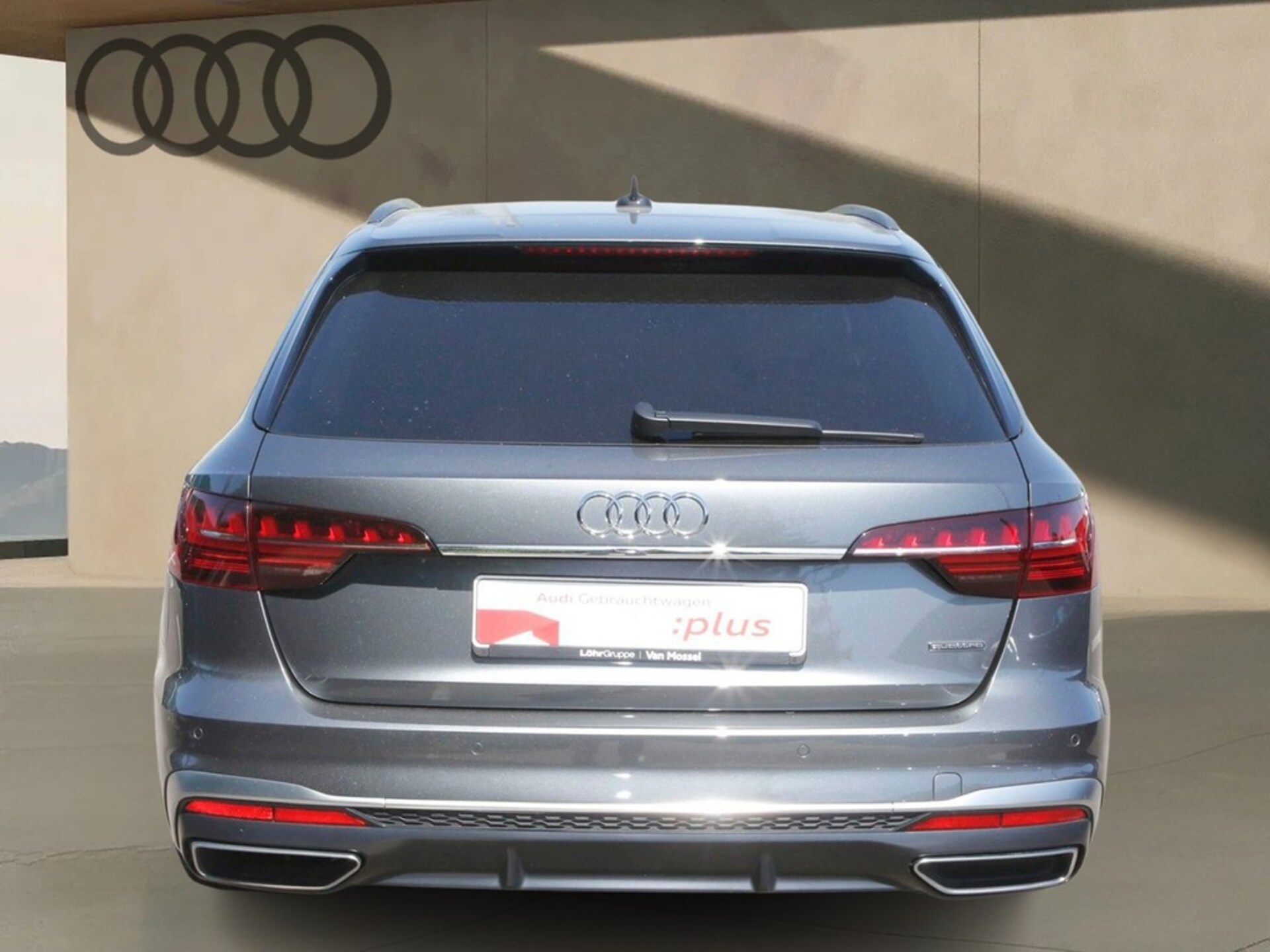 Audi A4 Avant S line