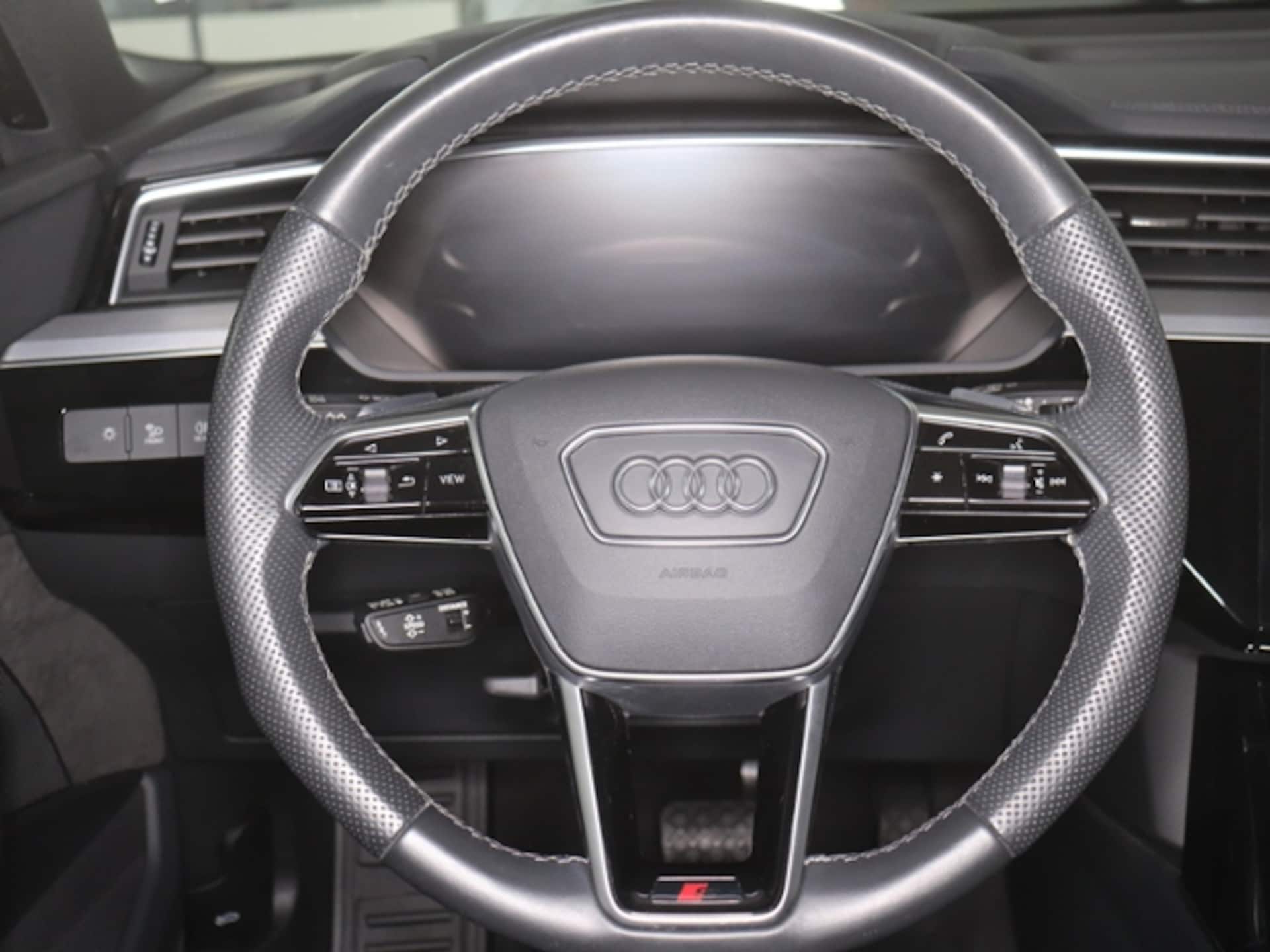 Audi e-tron Sportback advanced
